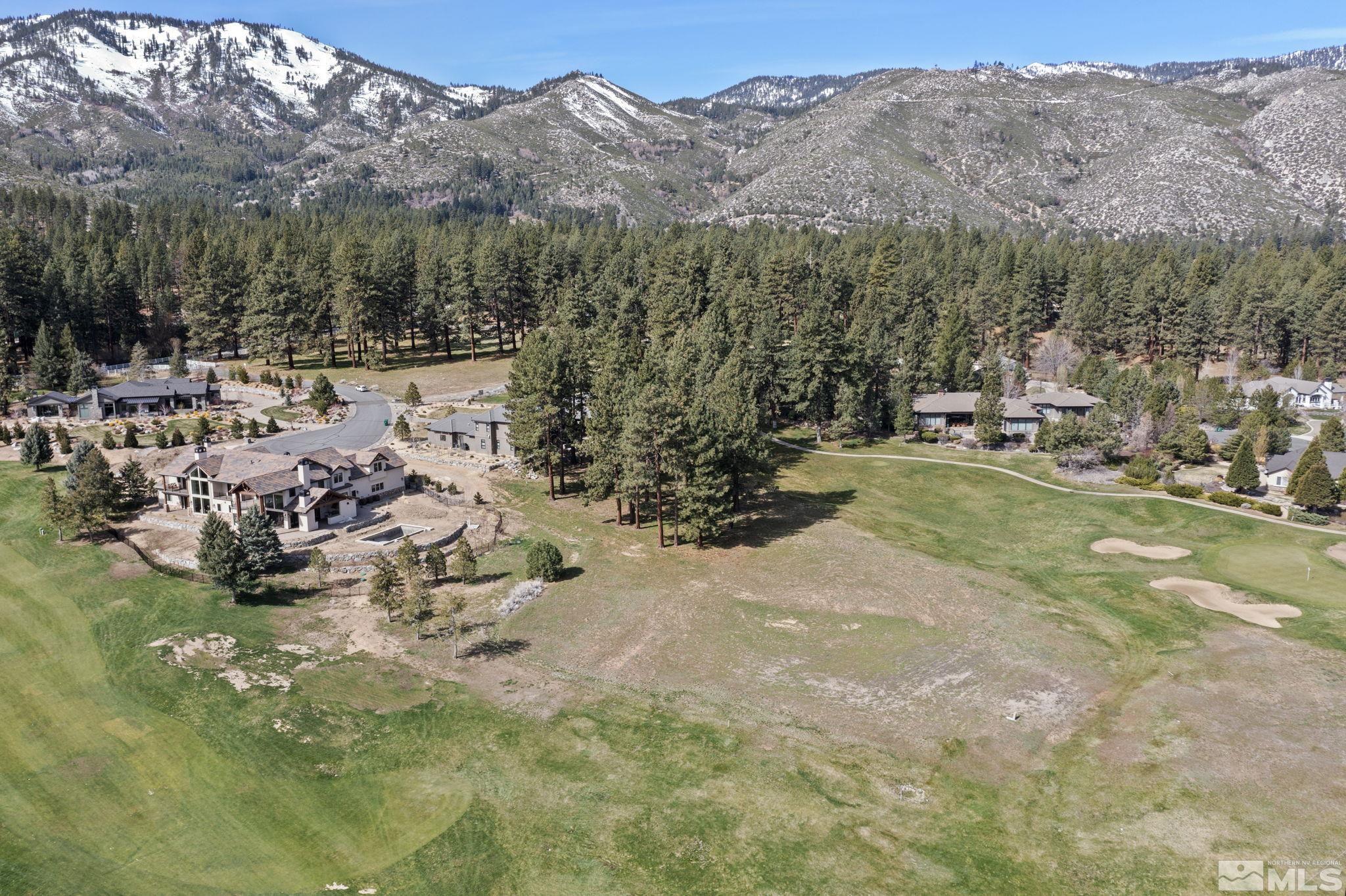 6 Pine Mesa Court Property Photo 5