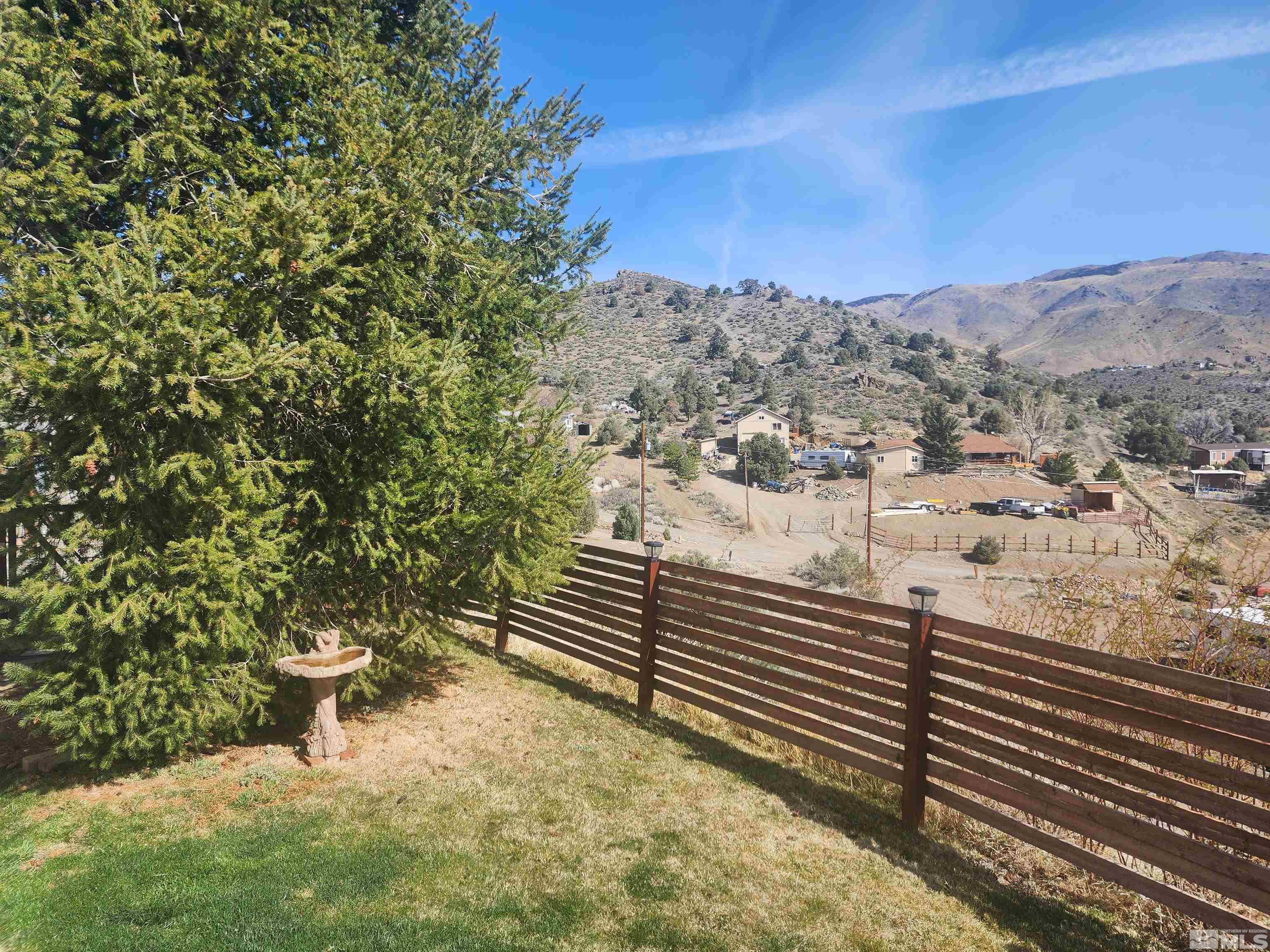 3769 Arden Way Property Photo 2