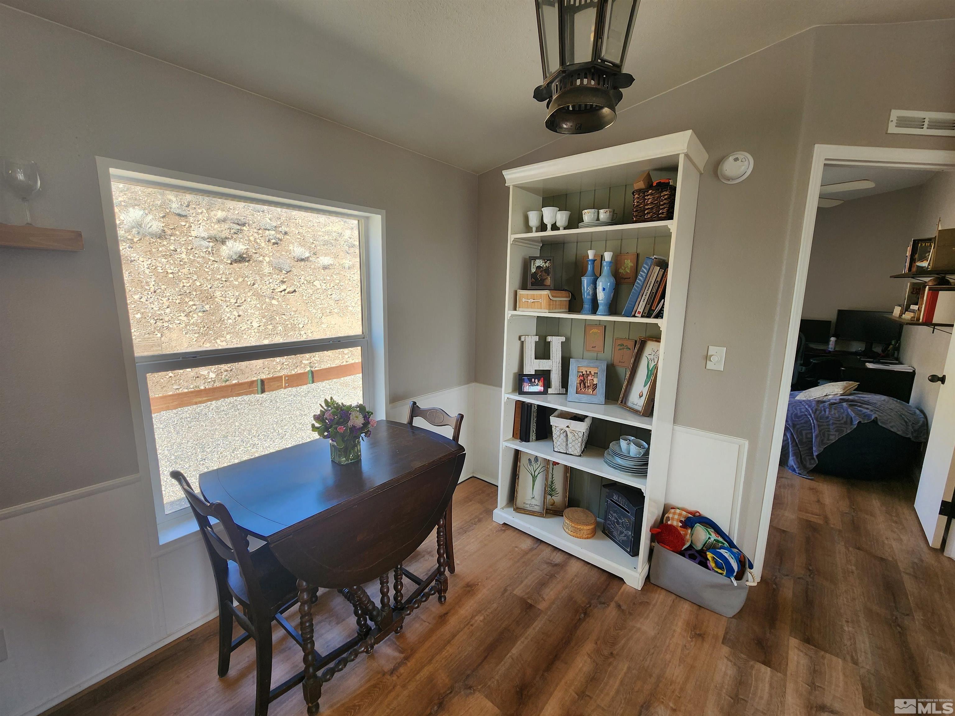 3769 Arden Way Property Photo 7