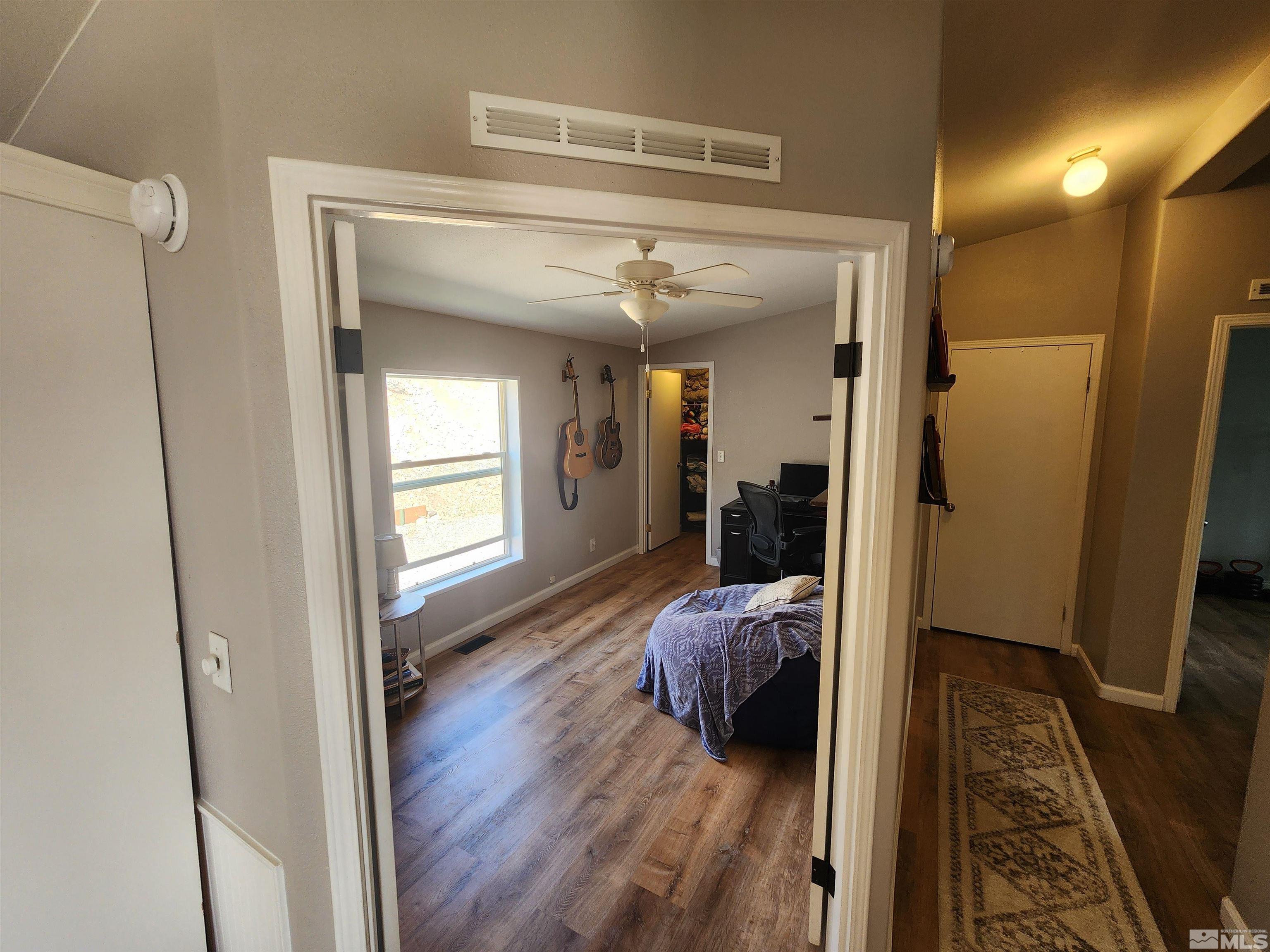 3769 Arden Way Property Photo 12