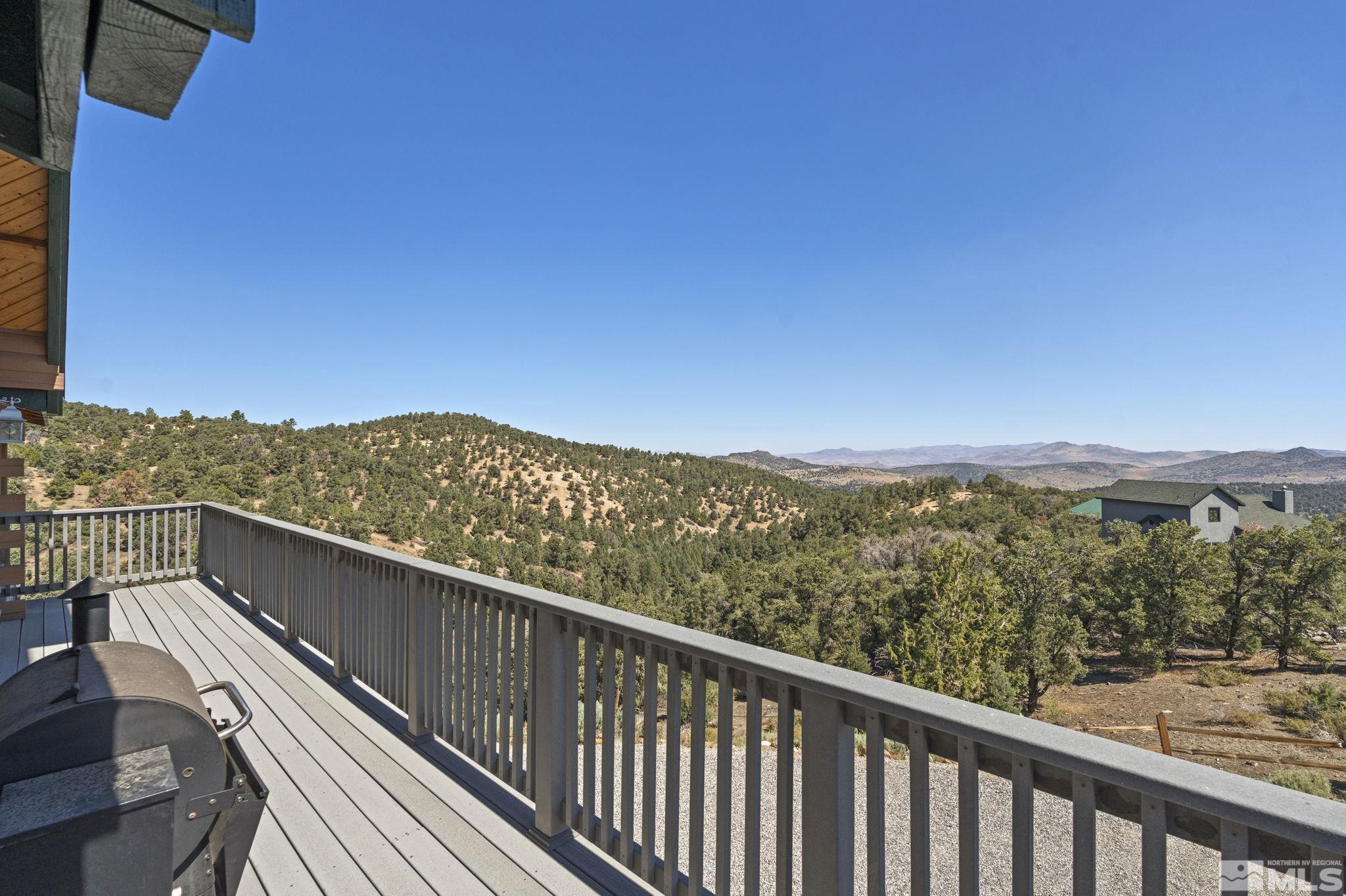1524 Bonanza Rd Property Photo 3
