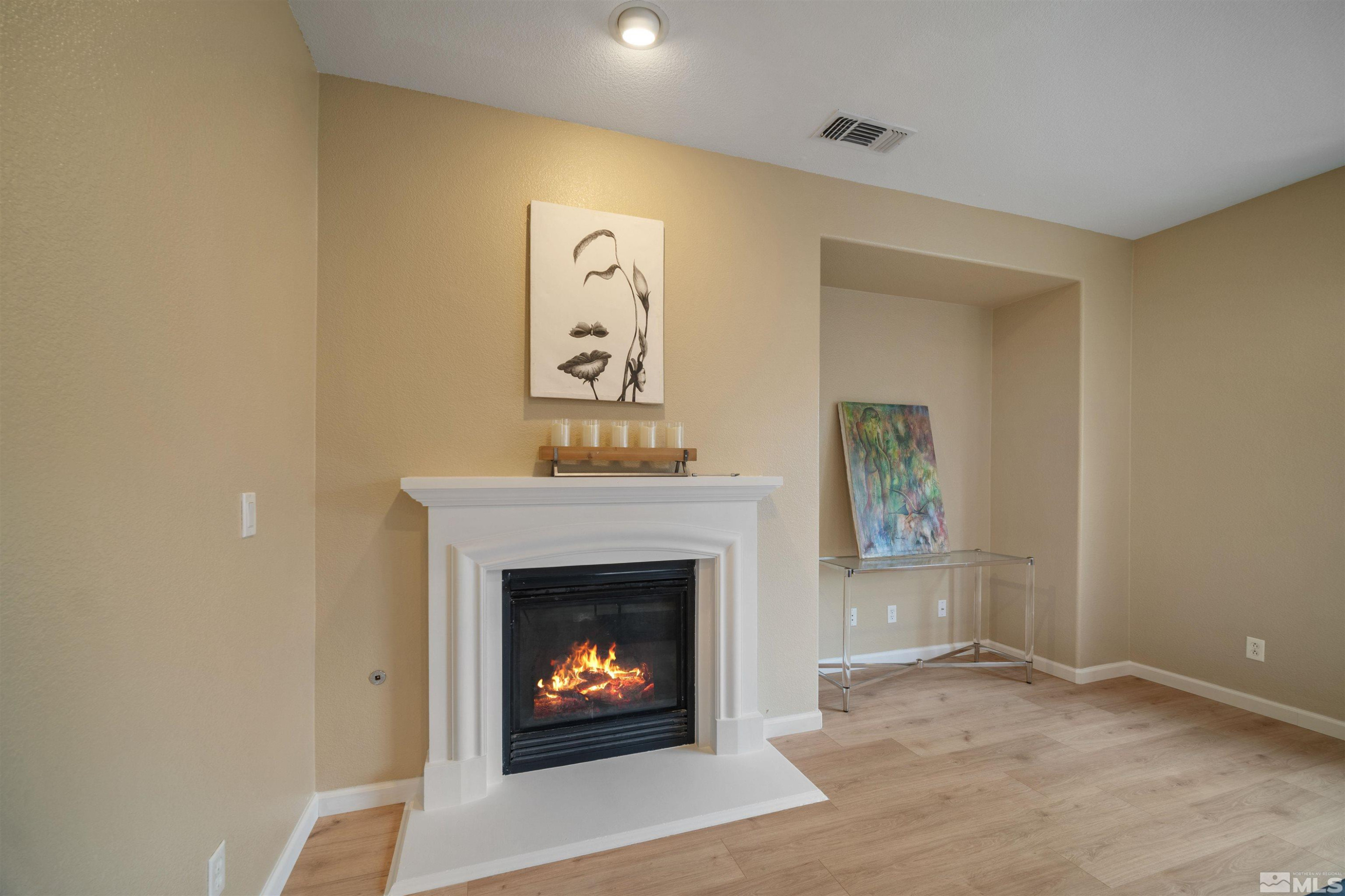 2590 Spring Flower Drive Property Photo 9