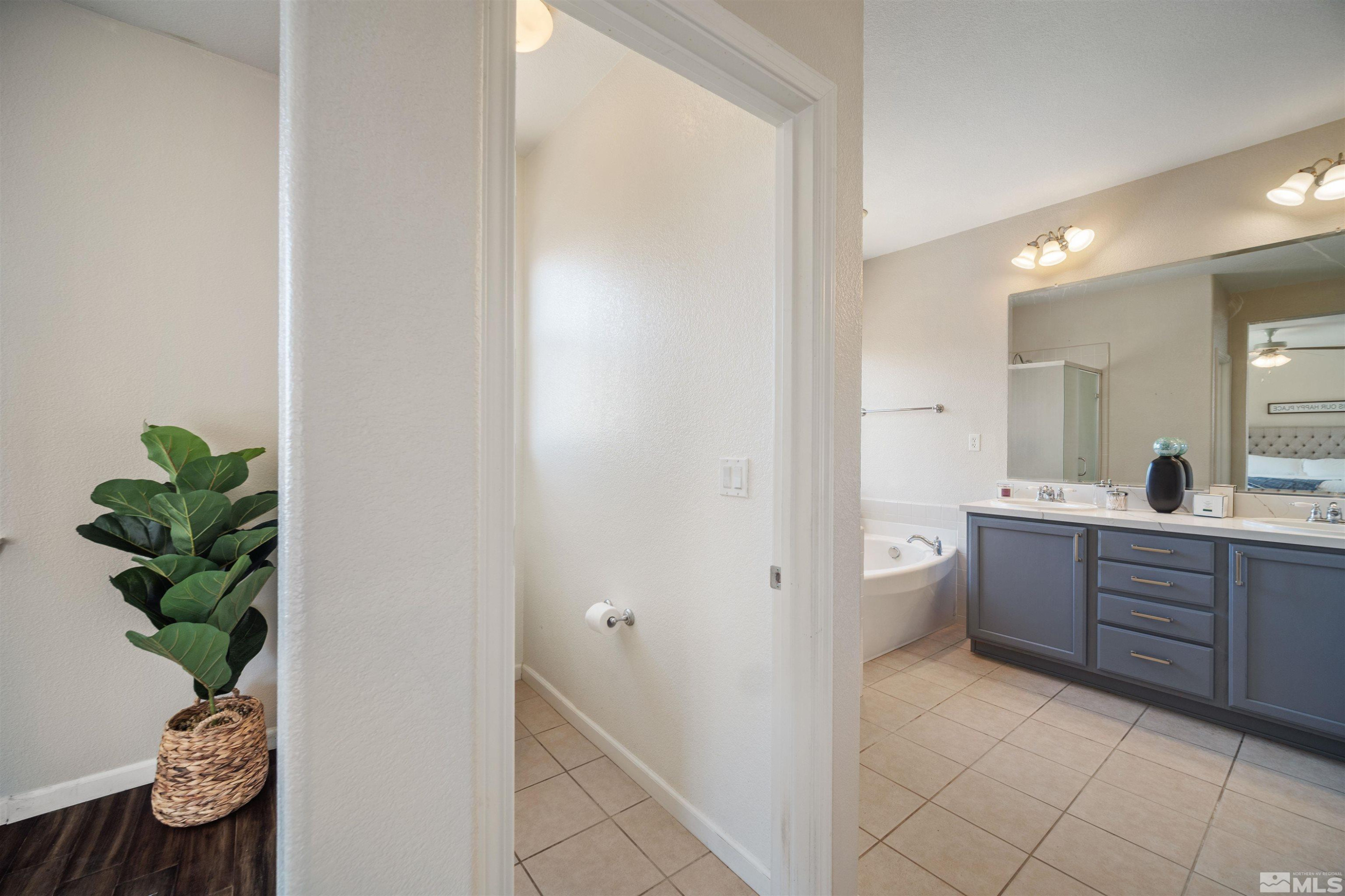 2590 Spring Flower Drive Property Photo 21