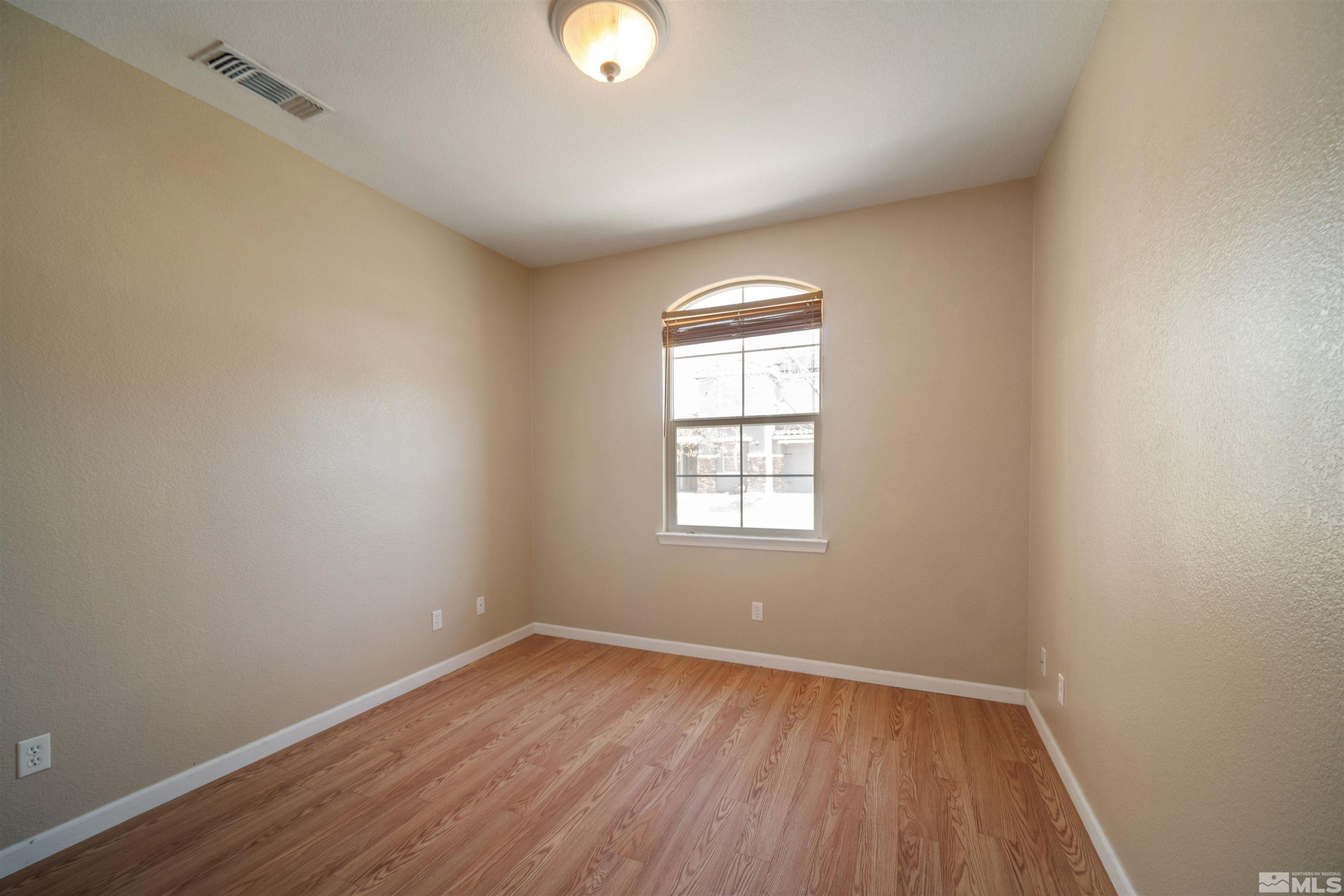 2590 Spring Flower Drive Property Photo 32