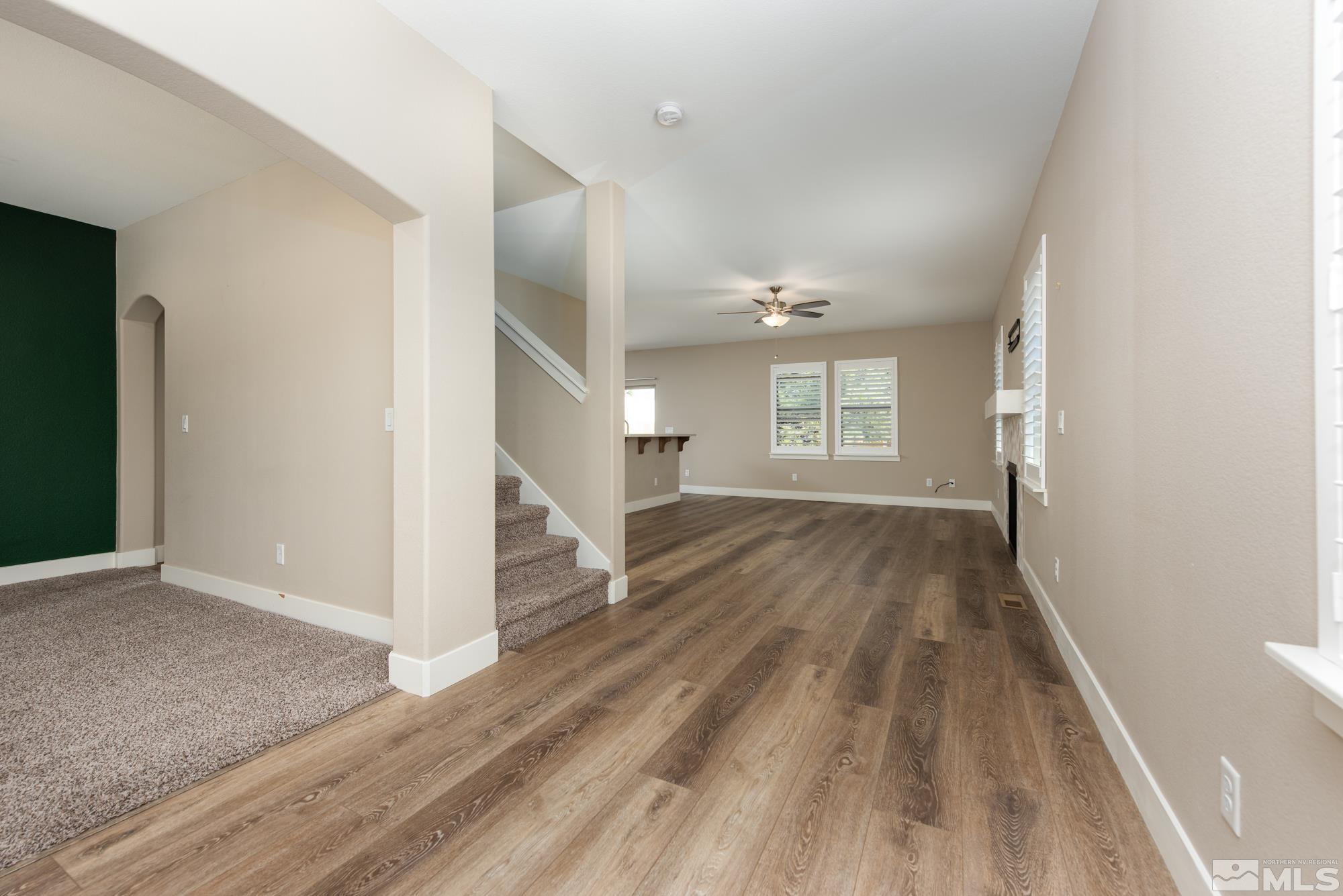 1112 Drysdale Ct Property Photo 6