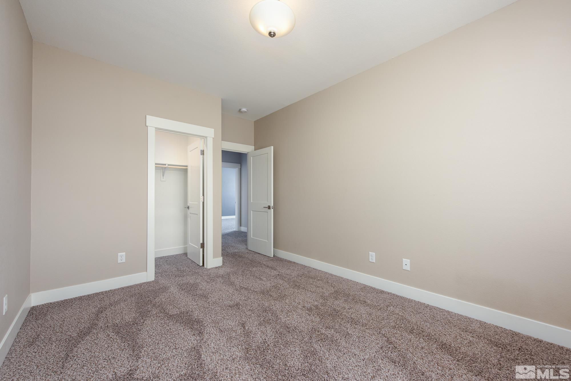 1112 Drysdale Ct Property Photo 28