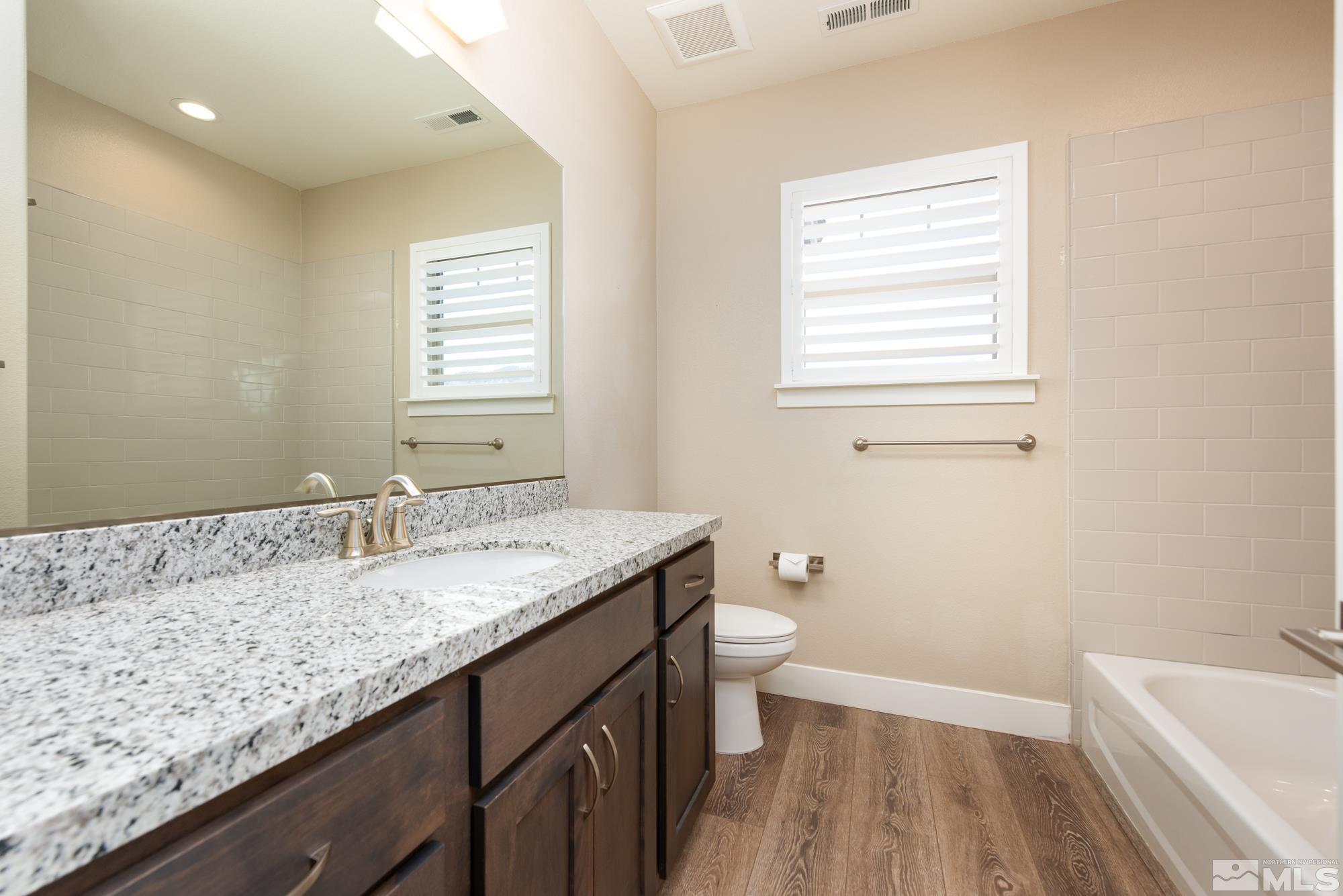1112 Drysdale Ct Property Photo 32