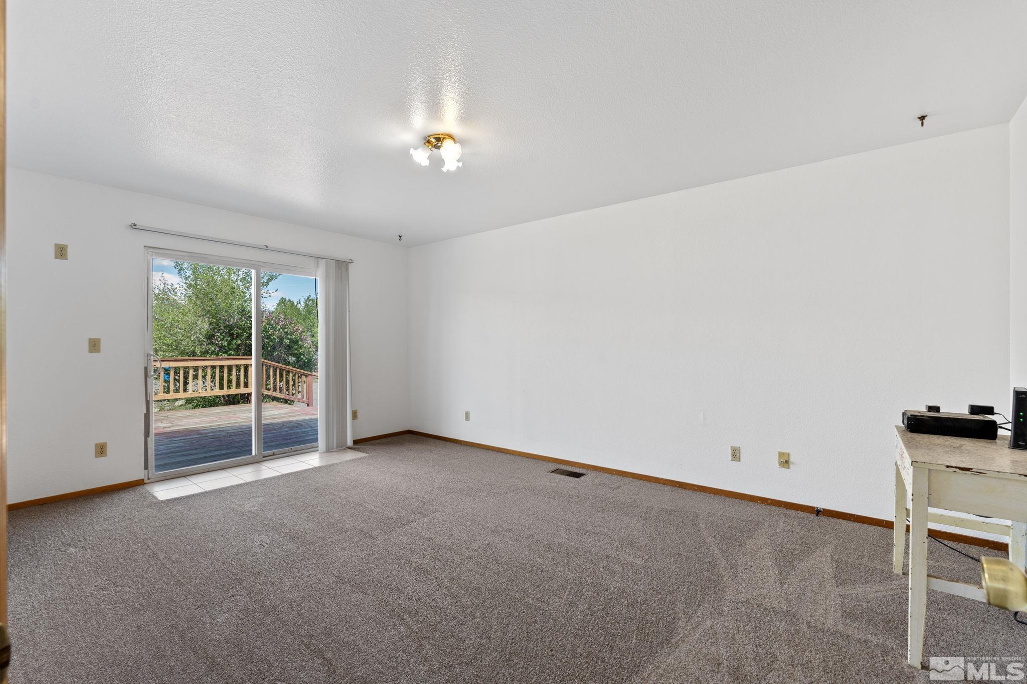 846 Long Valley Rd Property Photo 15