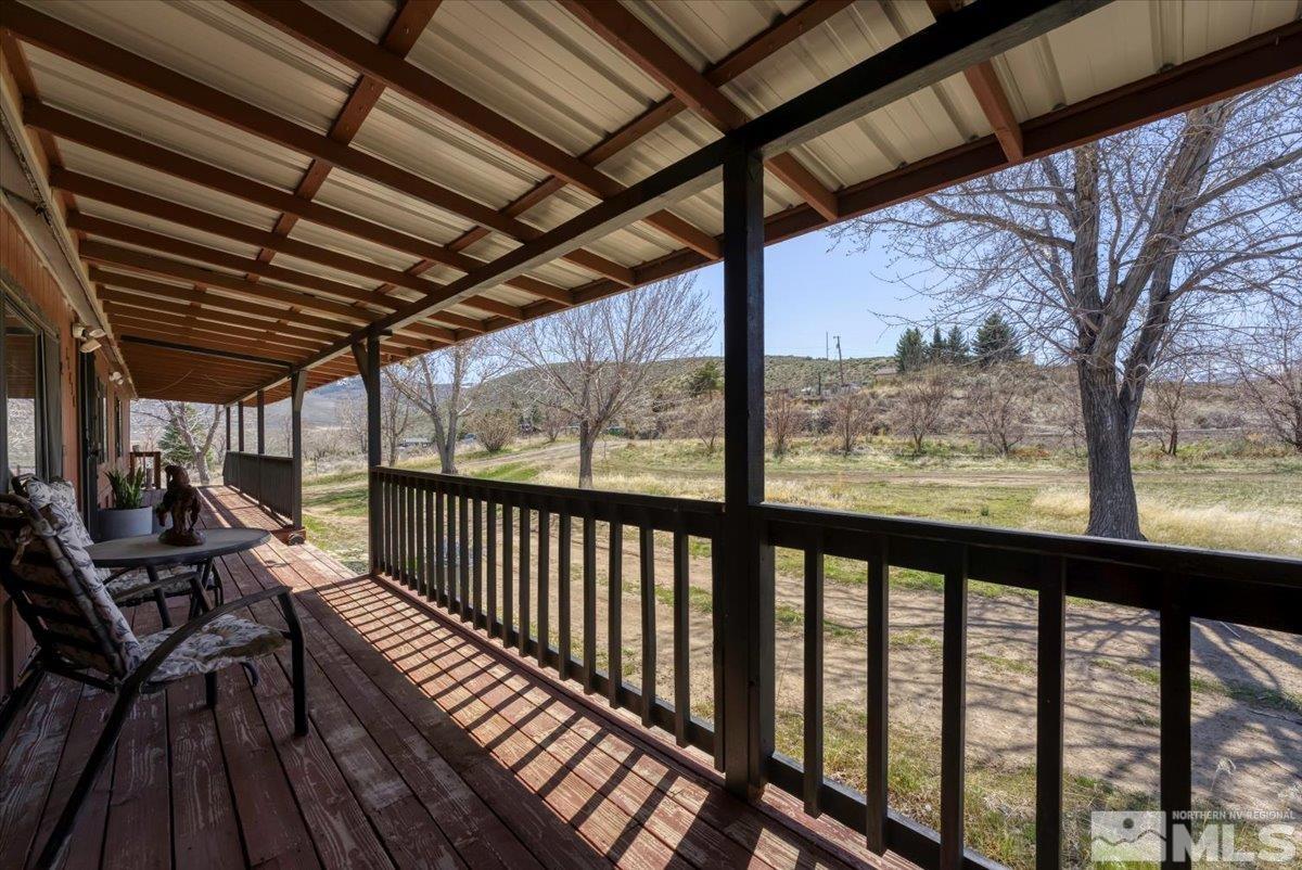 17430 Northridge Ave Property Photo