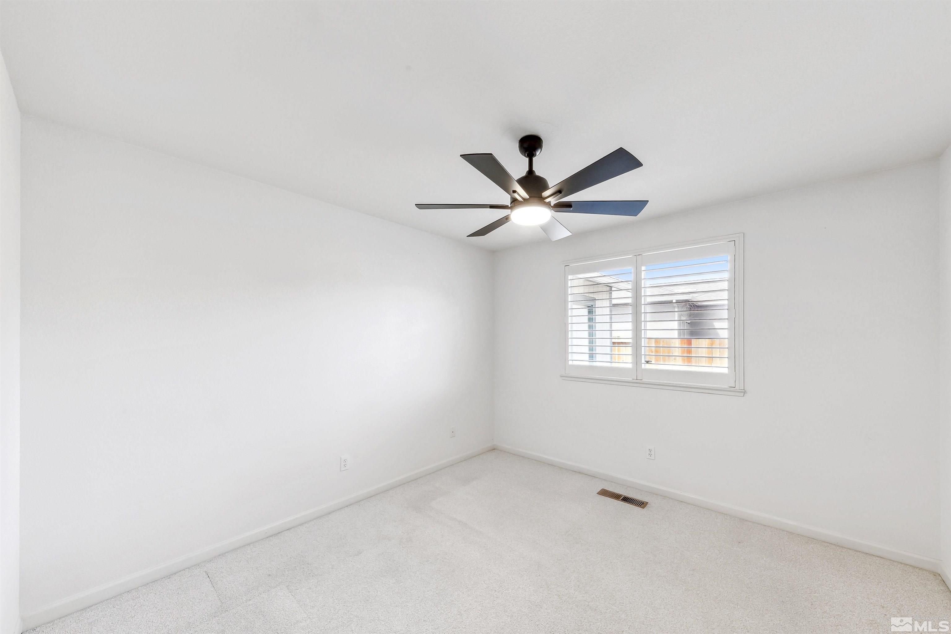 2751 Oak Ridge Dr Property Photo 15