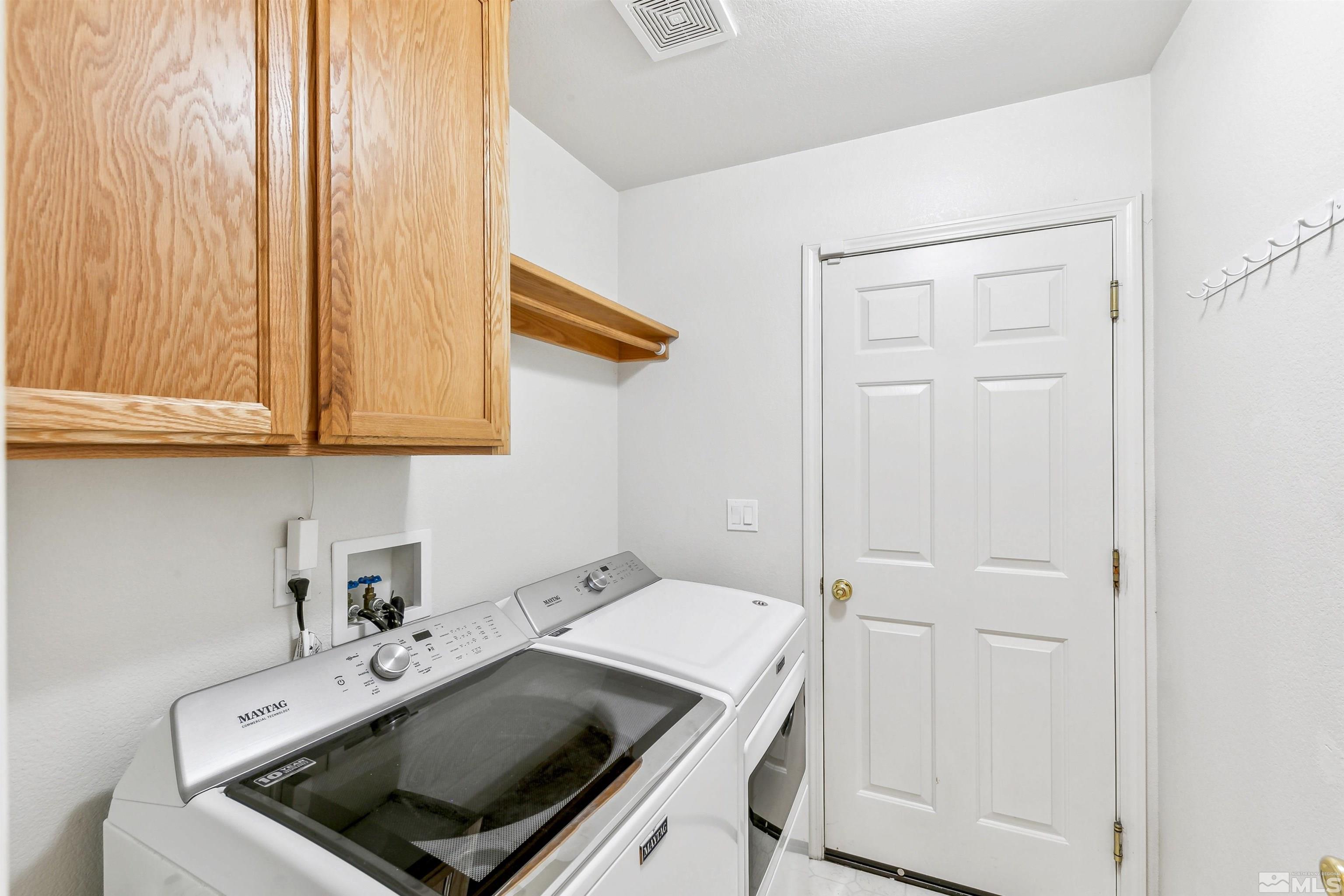 2751 Oak Ridge Dr Property Photo 16