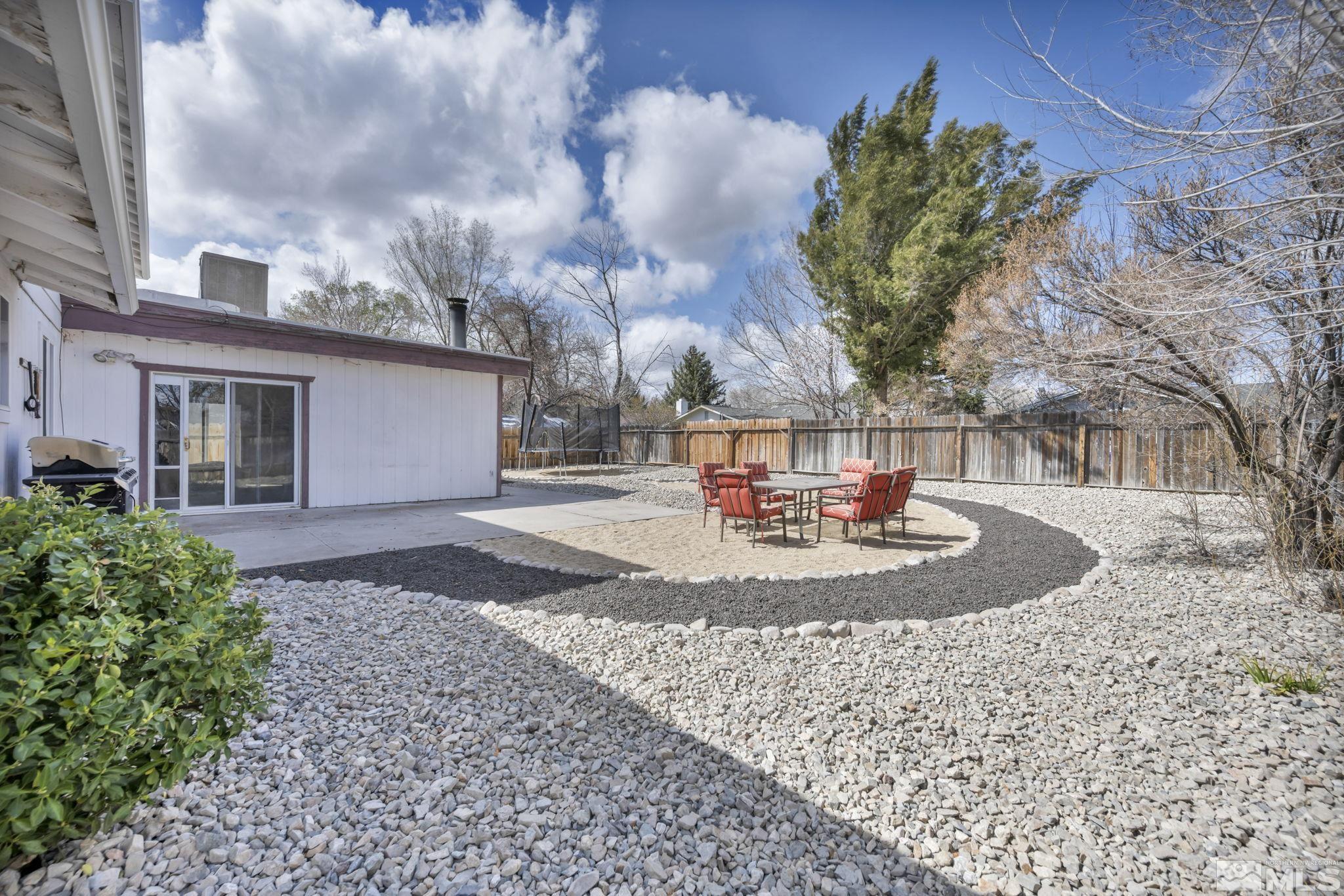 1504 E Telegraph Street Property Photo 3