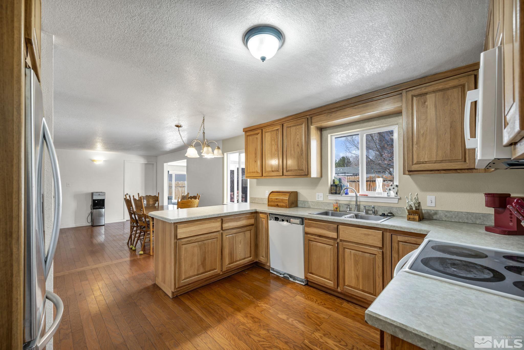 1504 E Telegraph Street Property Photo 7