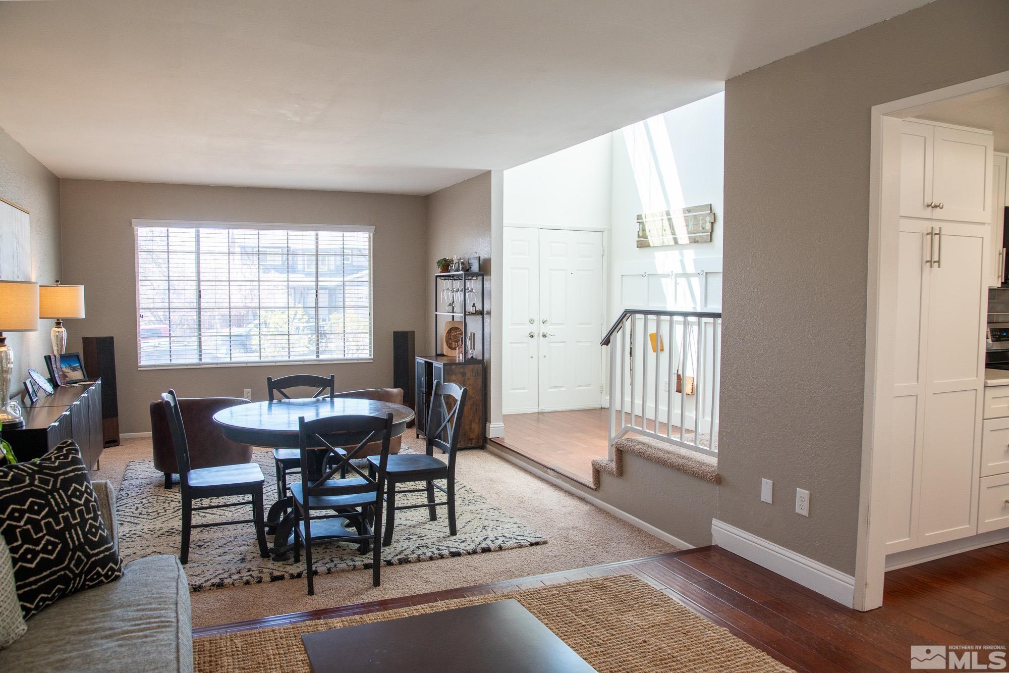 1426 Golddust Dr Property Photo 4
