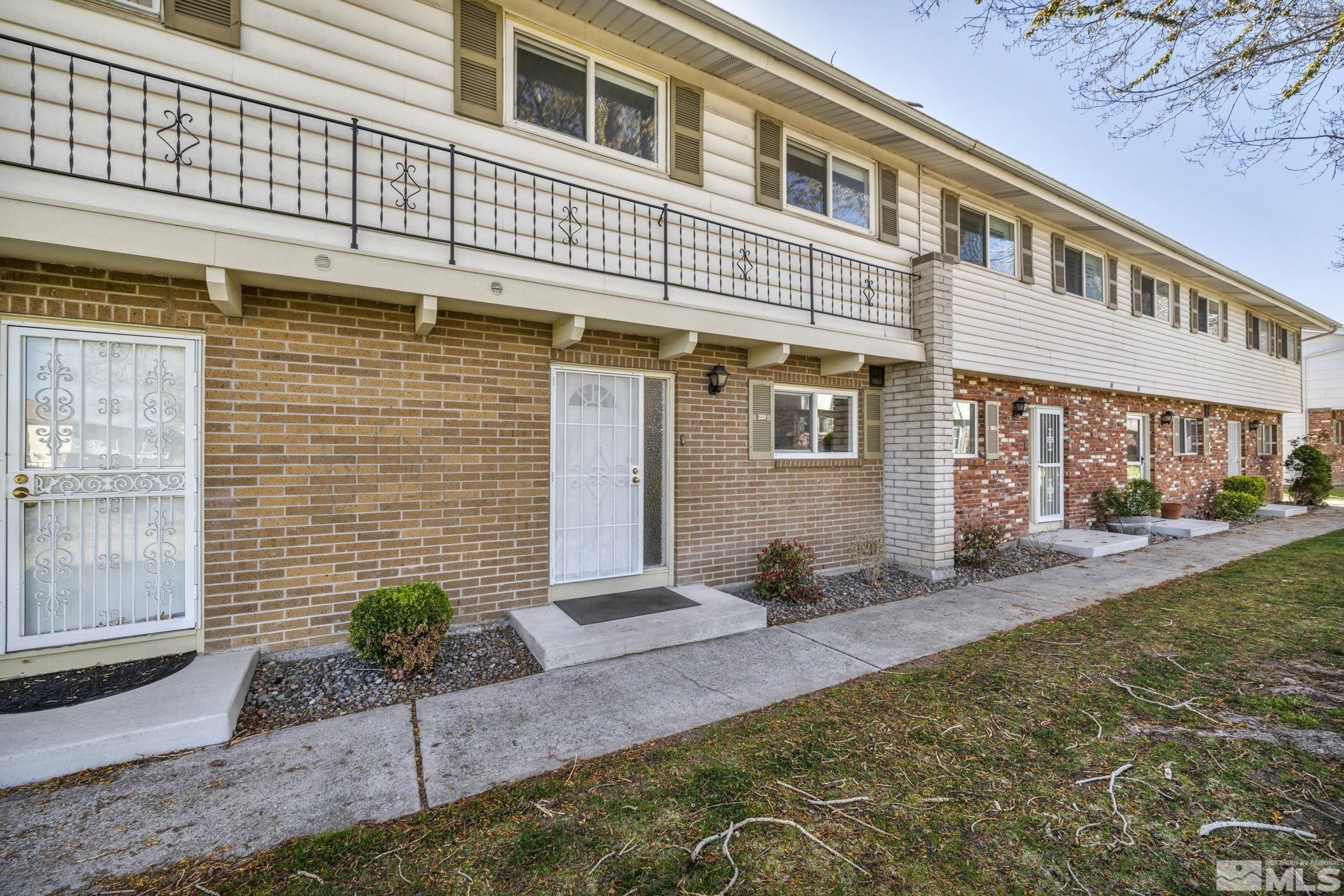 259 Smithridge Park Property Photo
