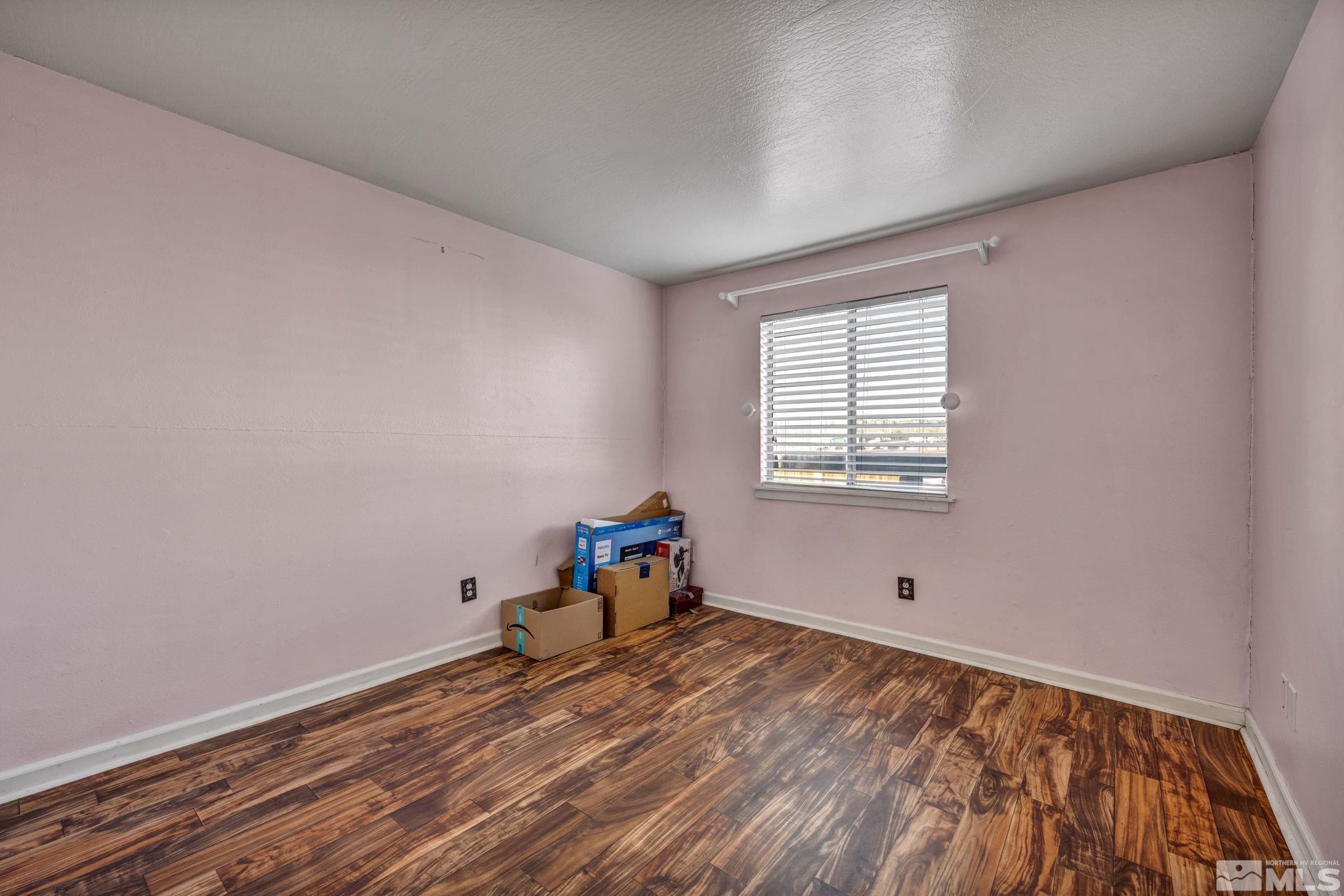 2555 Clear Acre Ln Property Photo 12