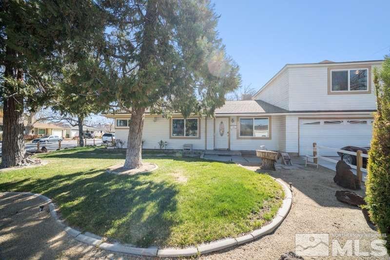 2080 4th St Property Photo