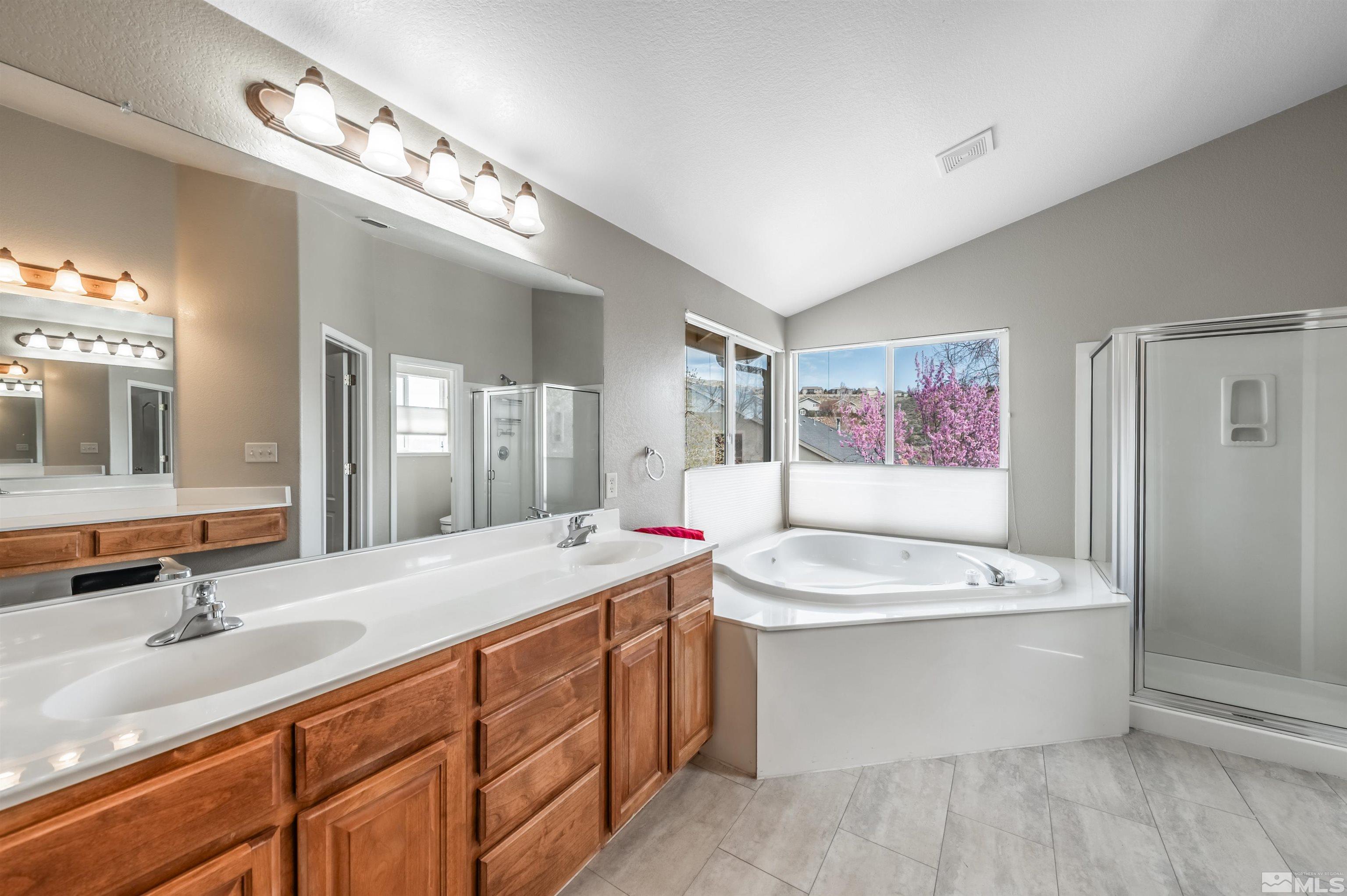 2936 Fox Trail Dr Property Photo 24