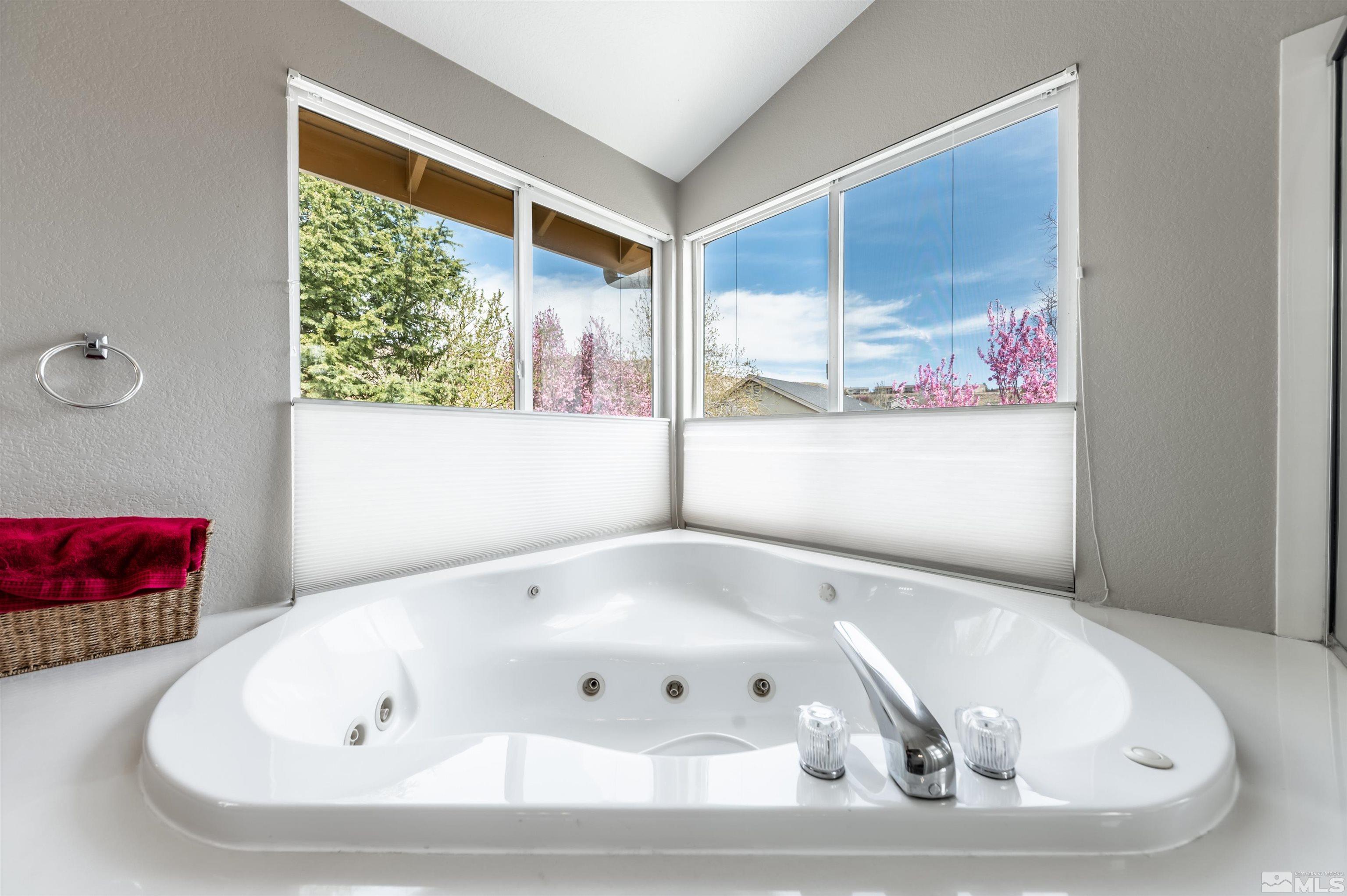 2936 Fox Trail Dr Property Photo 25