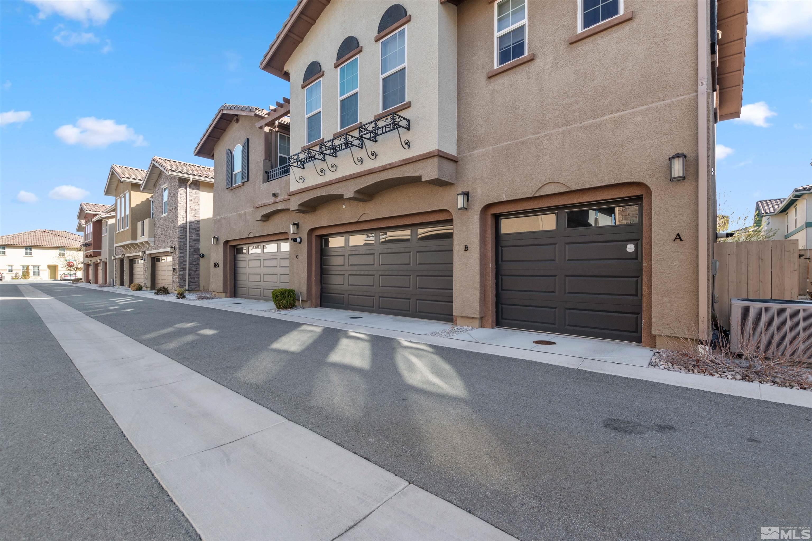 1825 Dark Horse Road B B Property Photo 1