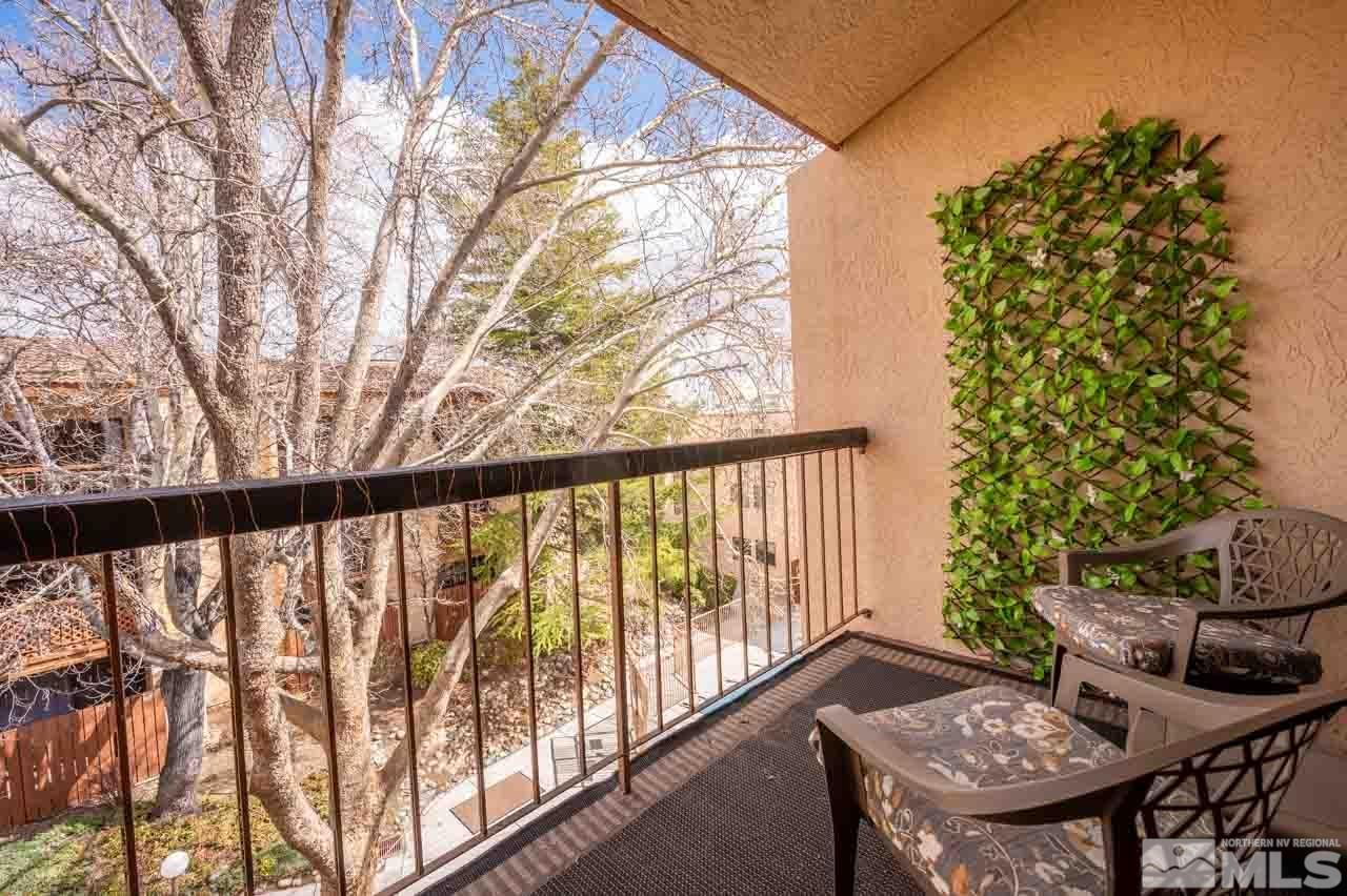 2700 Plumas Street Property Photo 16