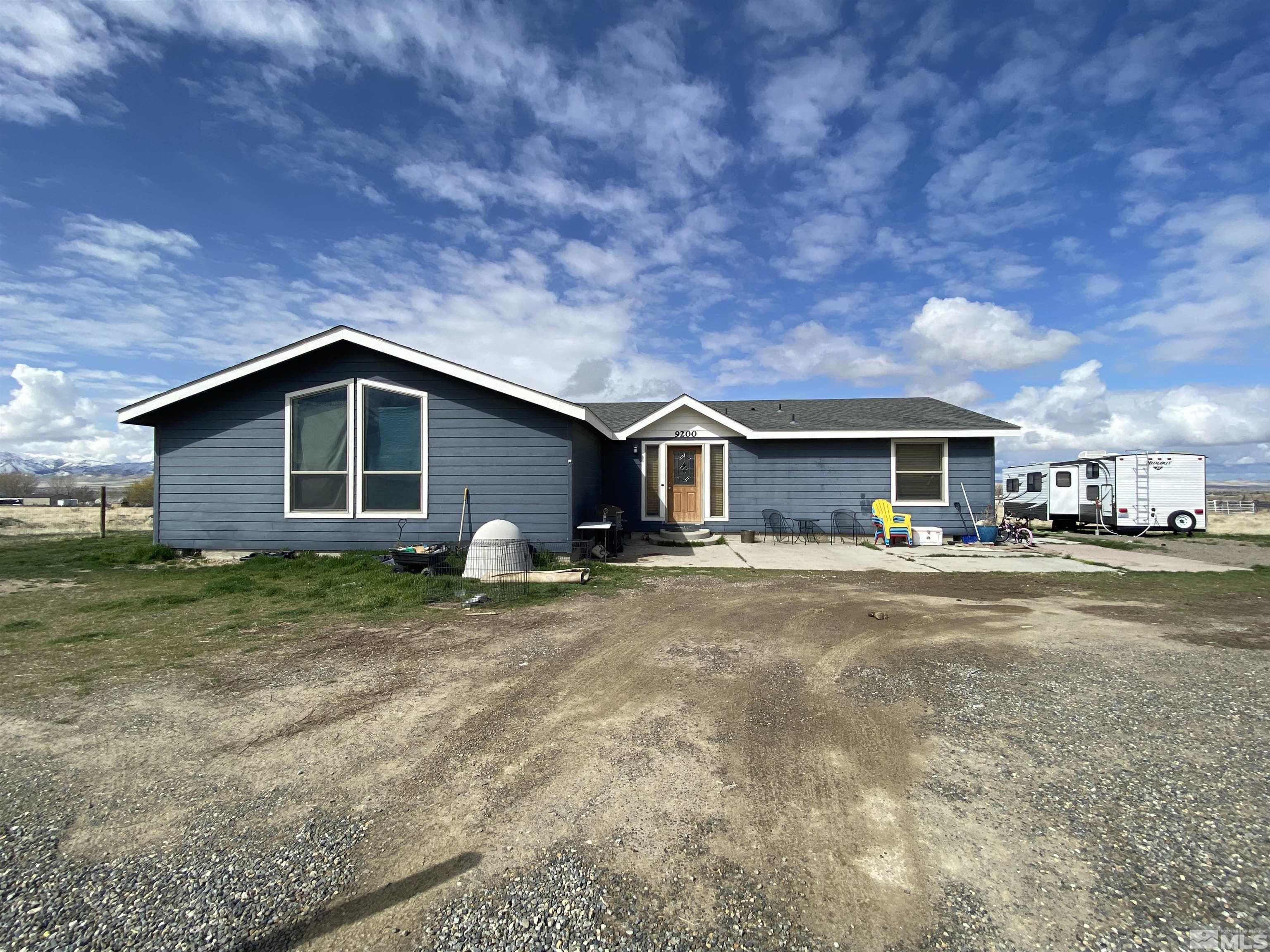 9200 Zaring Ave. Property Photo