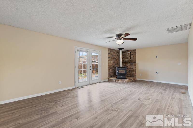 68 Zircon Drive Property Photo 4
