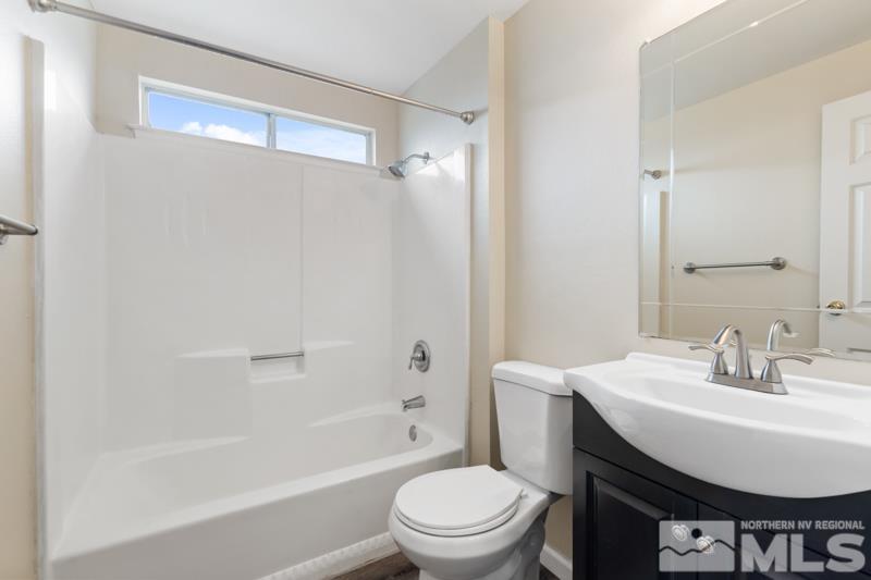 68 Zircon Drive Property Photo 17