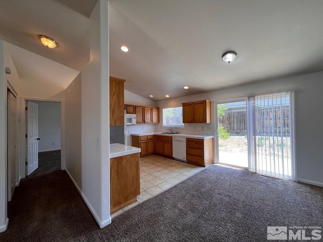 411 Wasatch Property Photo 2