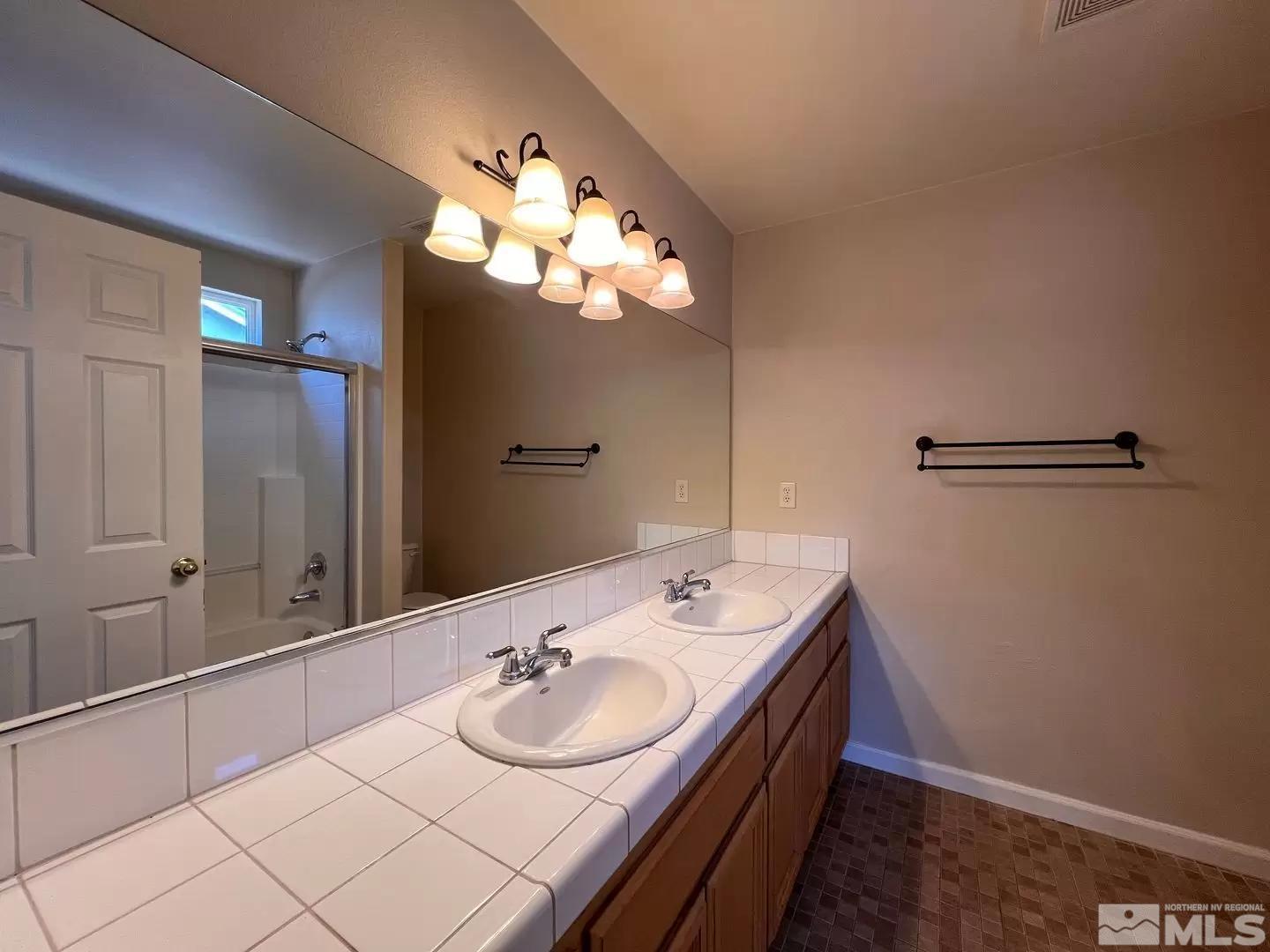 411 Wasatch Property Photo 11