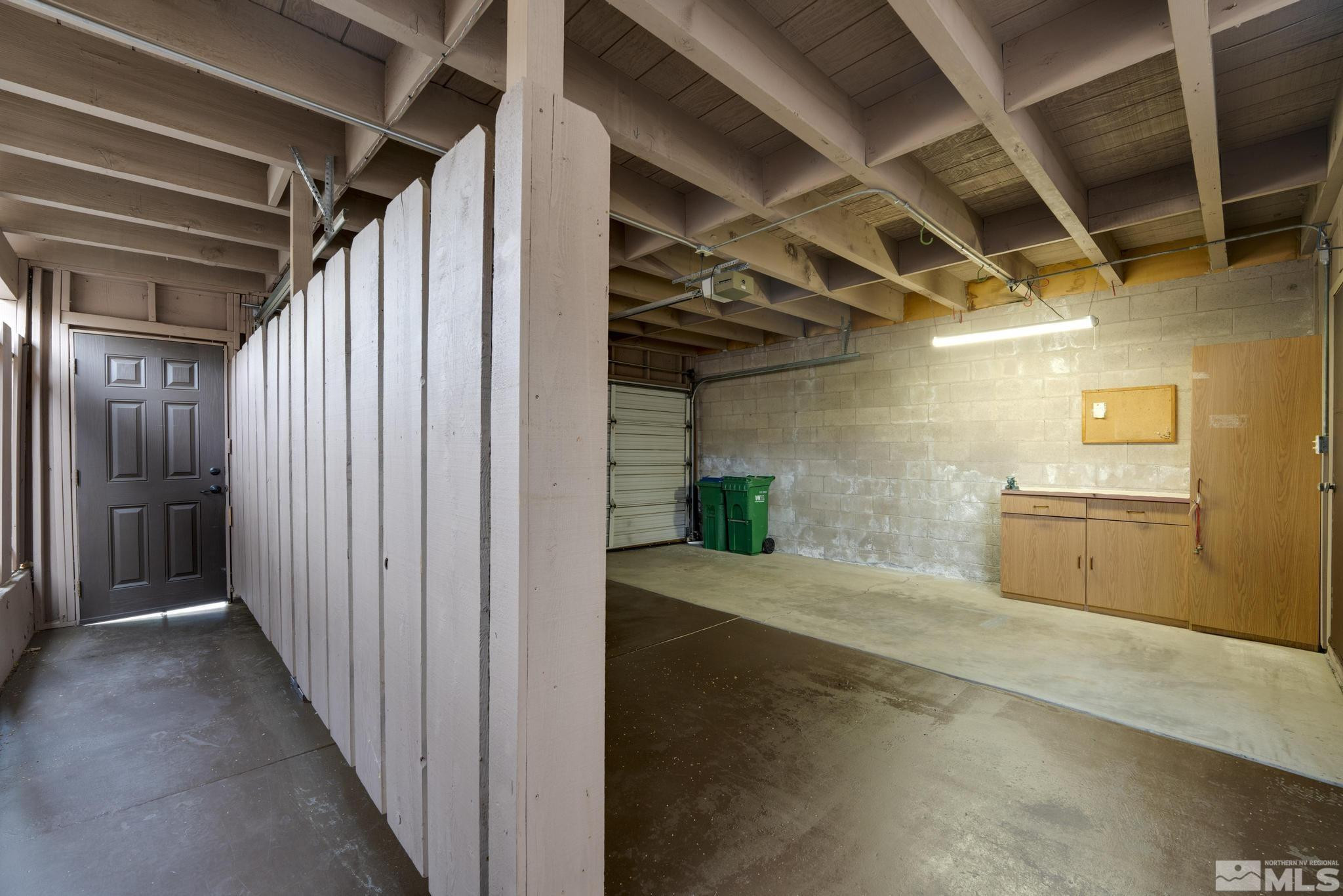 181 Lake Glen Drive Property Photo 5