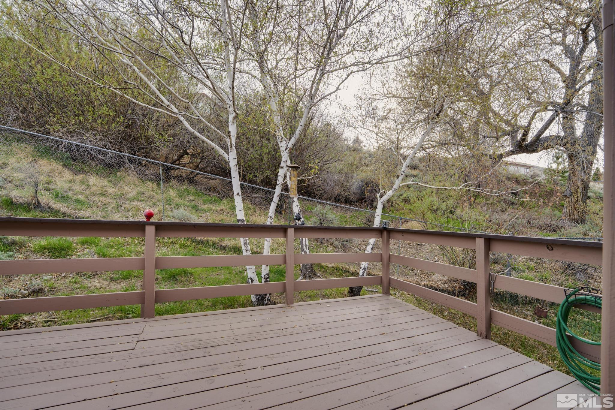 181 Lake Glen Drive Property Photo 24