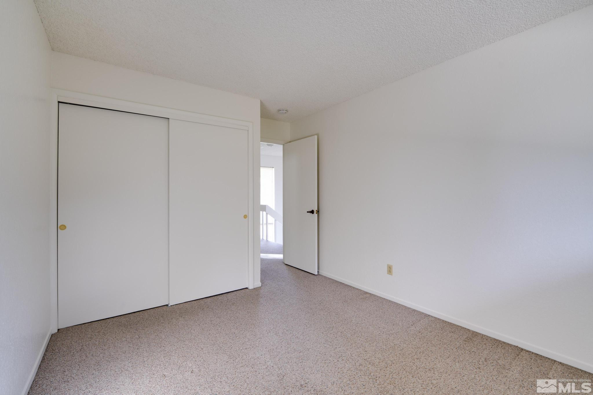 181 Lake Glen Drive Property Photo 31