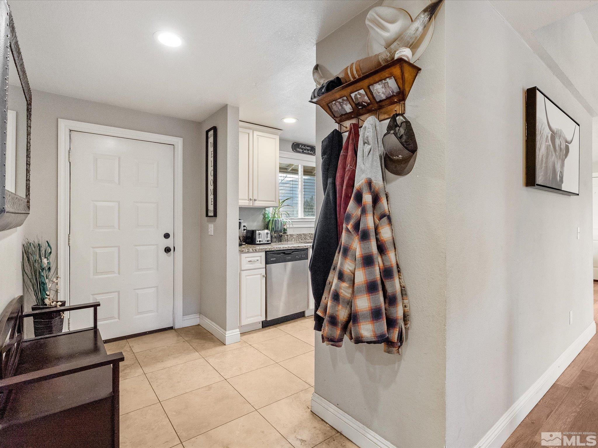 10350 Bounder Lane Property Photo 4