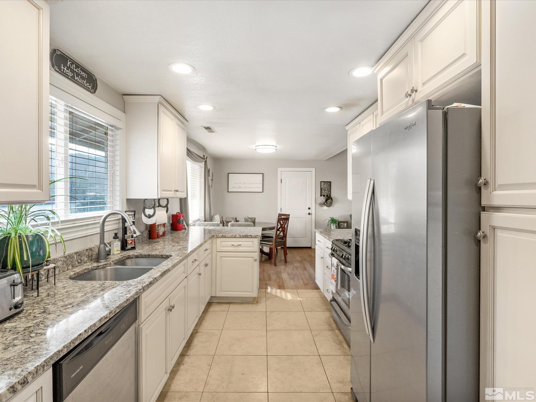 10350 Bounder Lane Property Photo 5