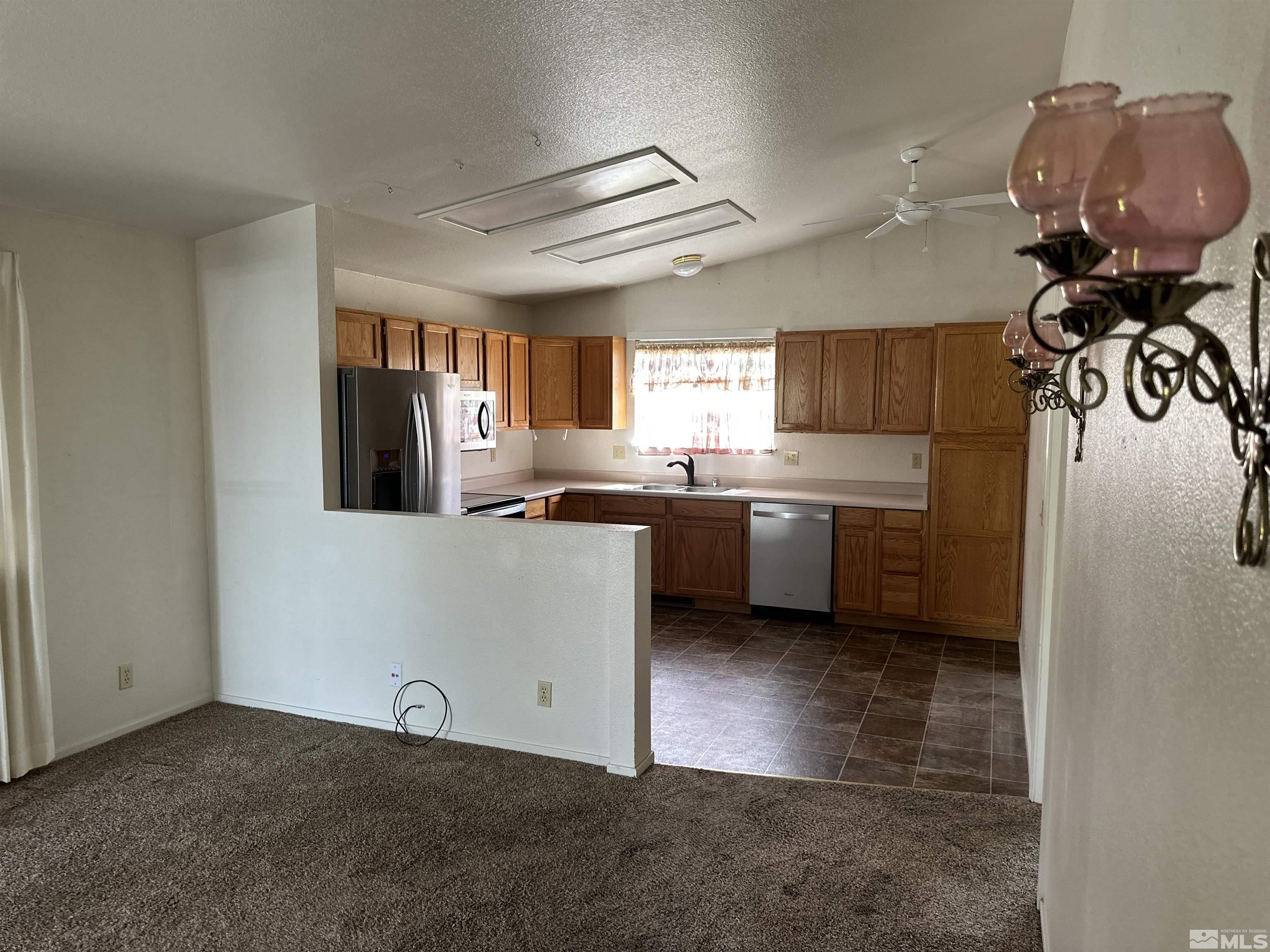 1755 Jamie Way Property Photo 15