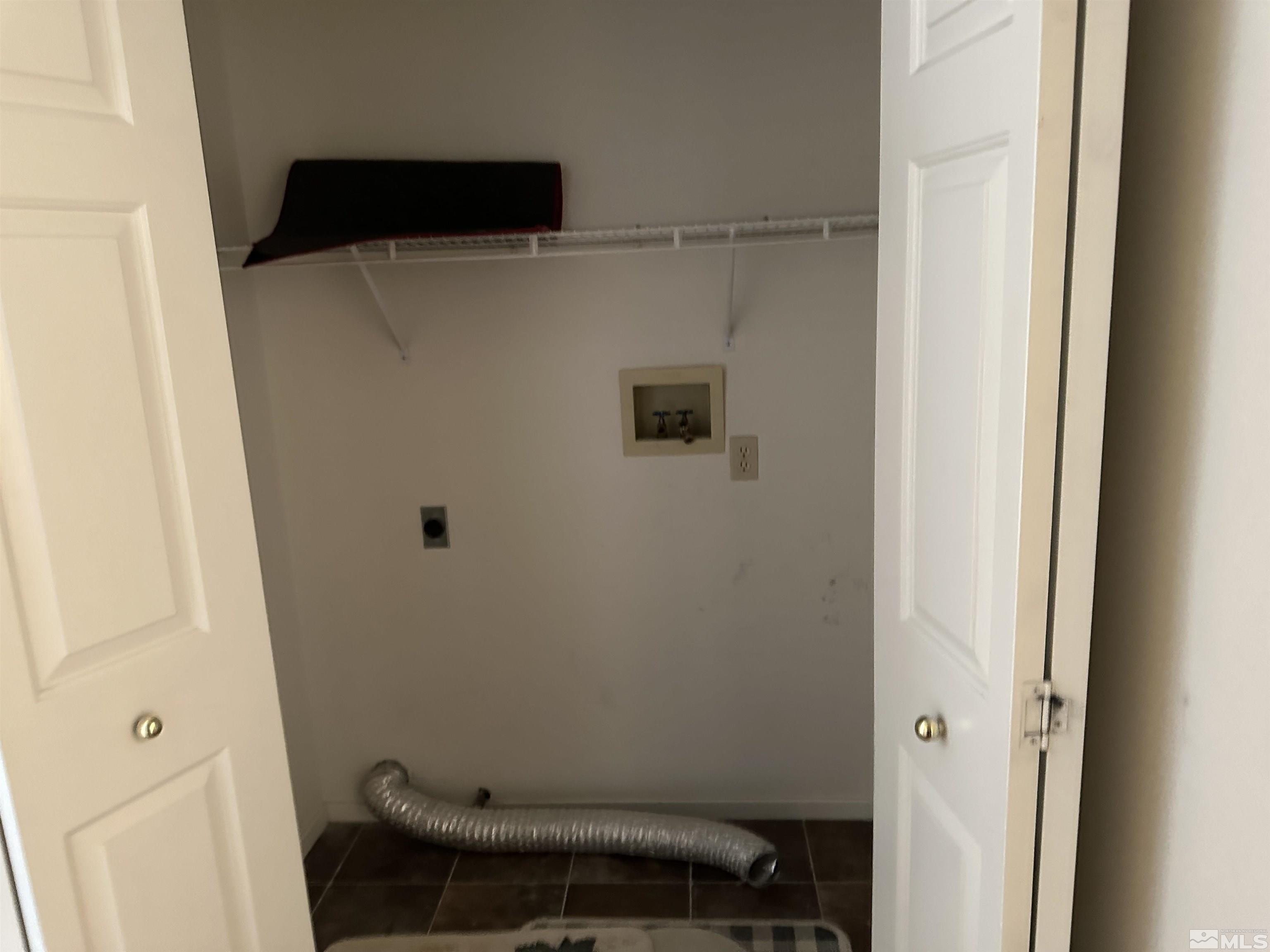 1755 Jamie Way Property Photo 17
