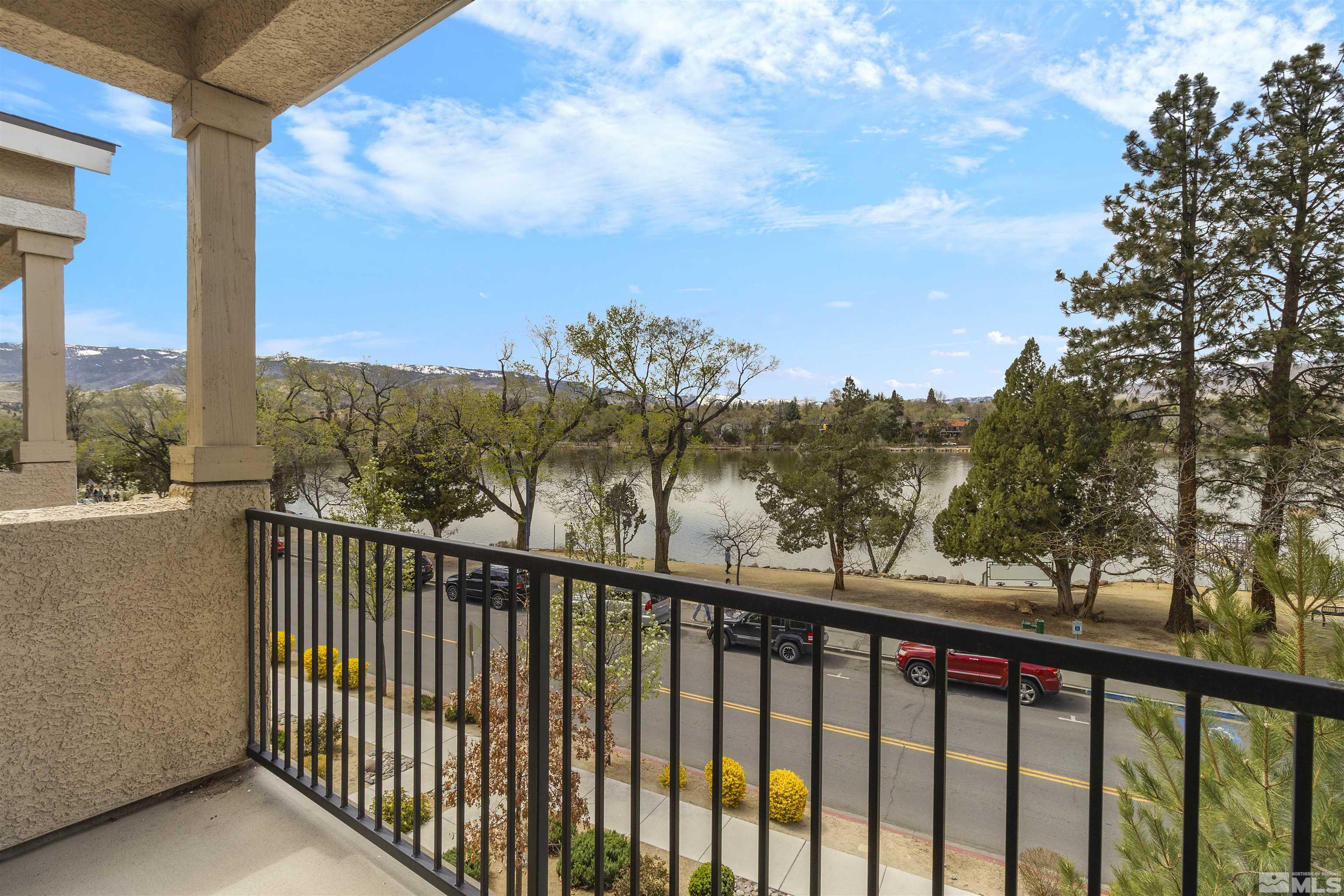 2490 Eastshore Place Property Photo 1