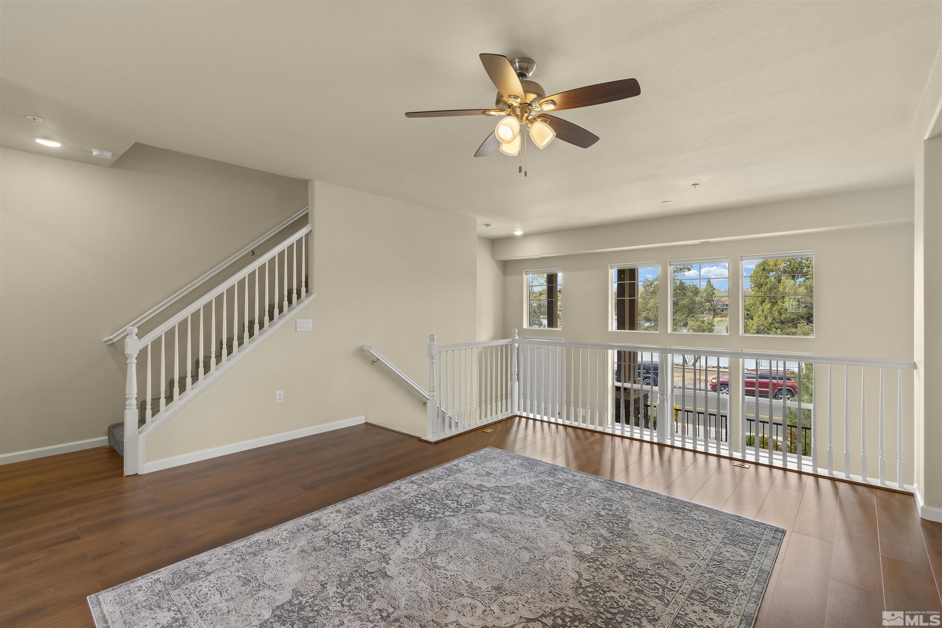 2490 Eastshore Place Property Photo 9