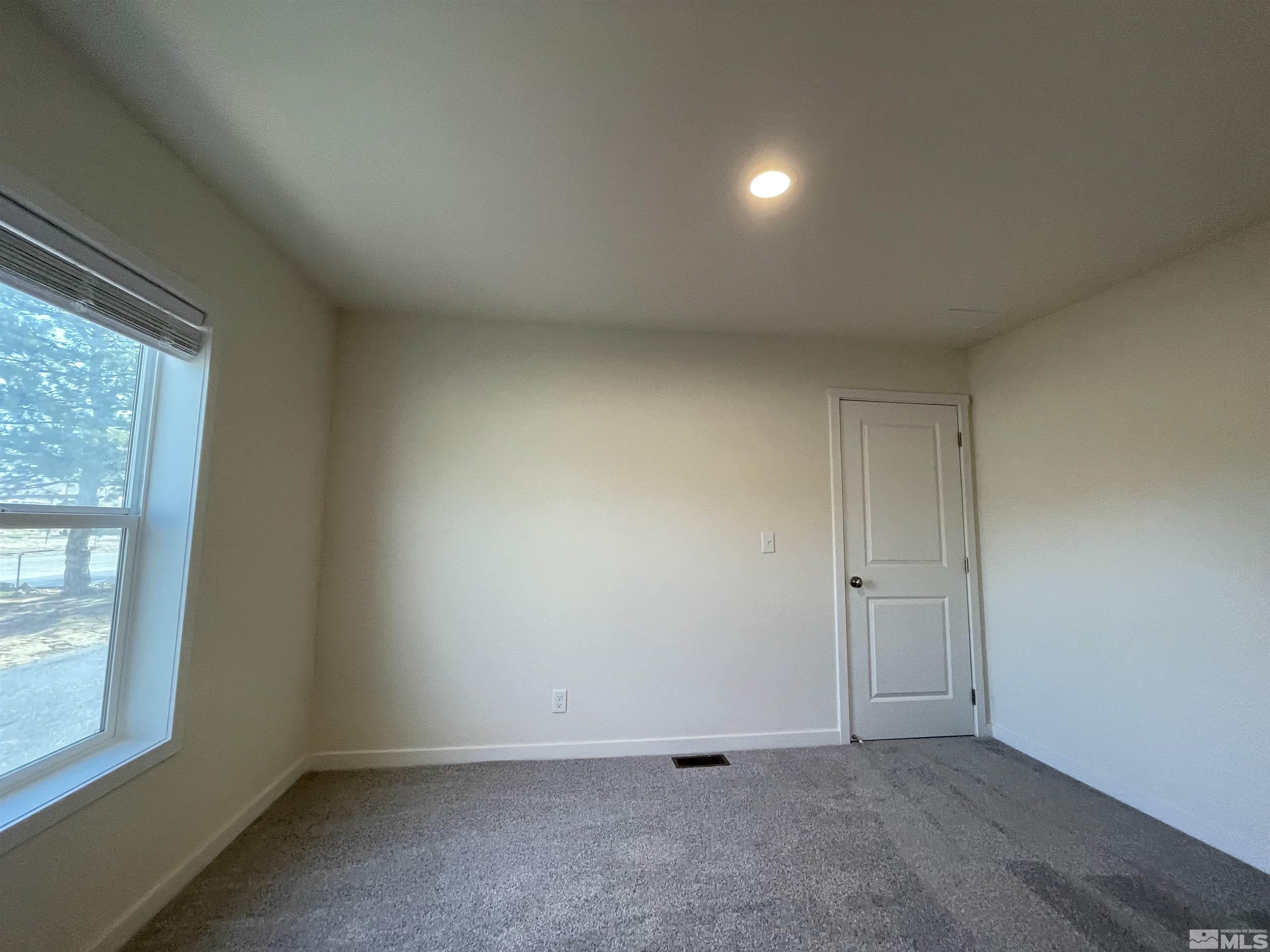 17820 Cold Springs Dr Property Photo 24