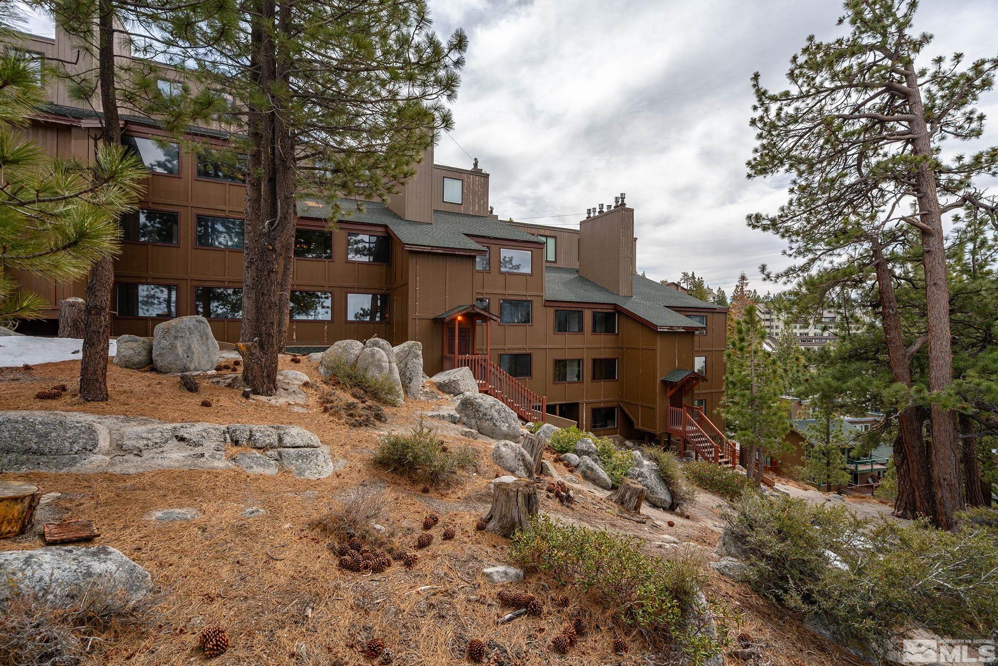 759 Boulder Ct M Property Photo