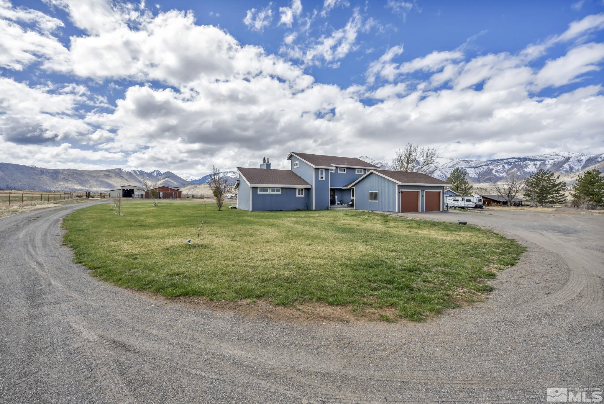 1292 Larson Ln Property Photo 1