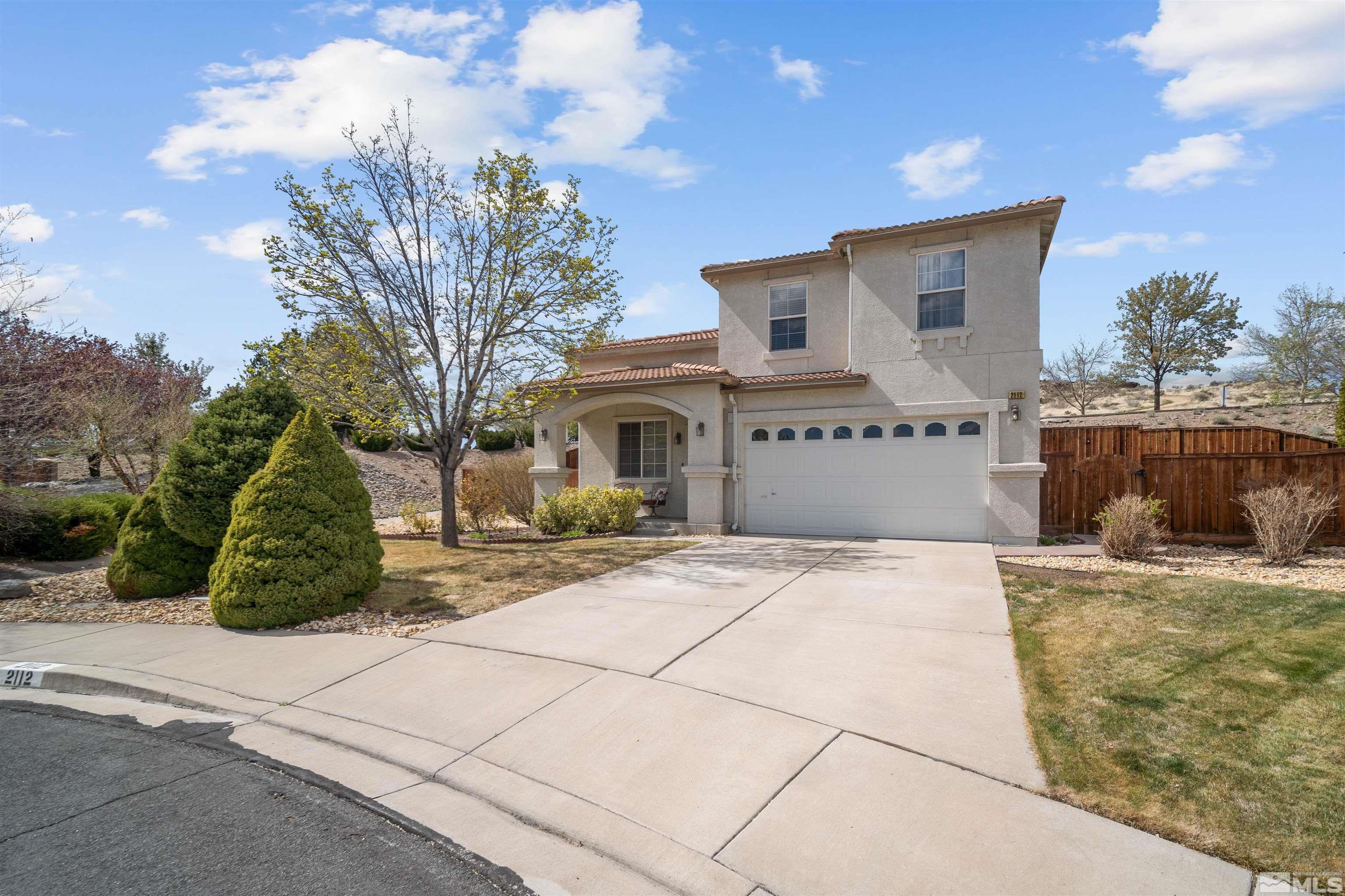 2112 Signa Court Property Photo 2