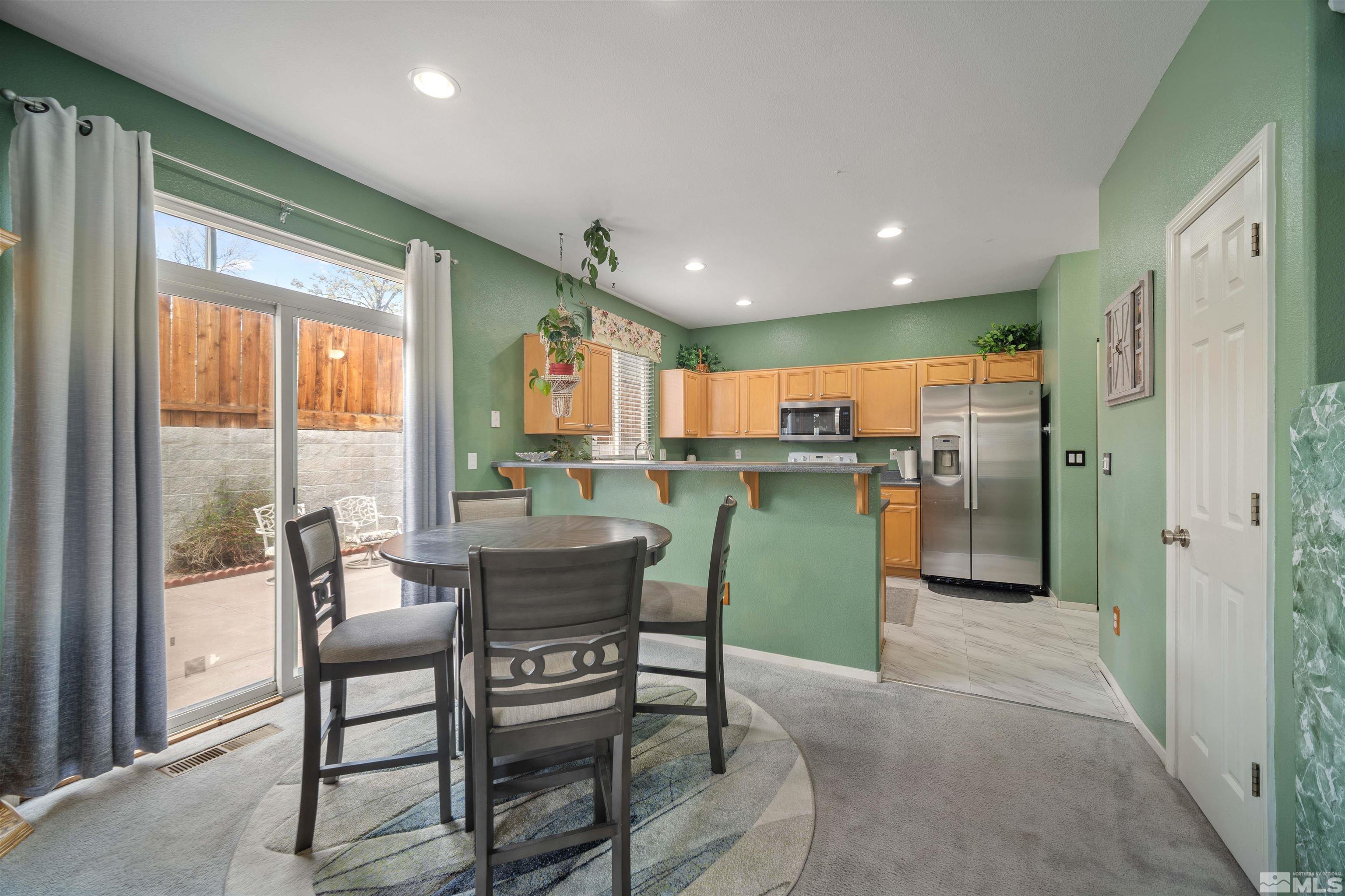 2112 Signa Court Property Photo 8
