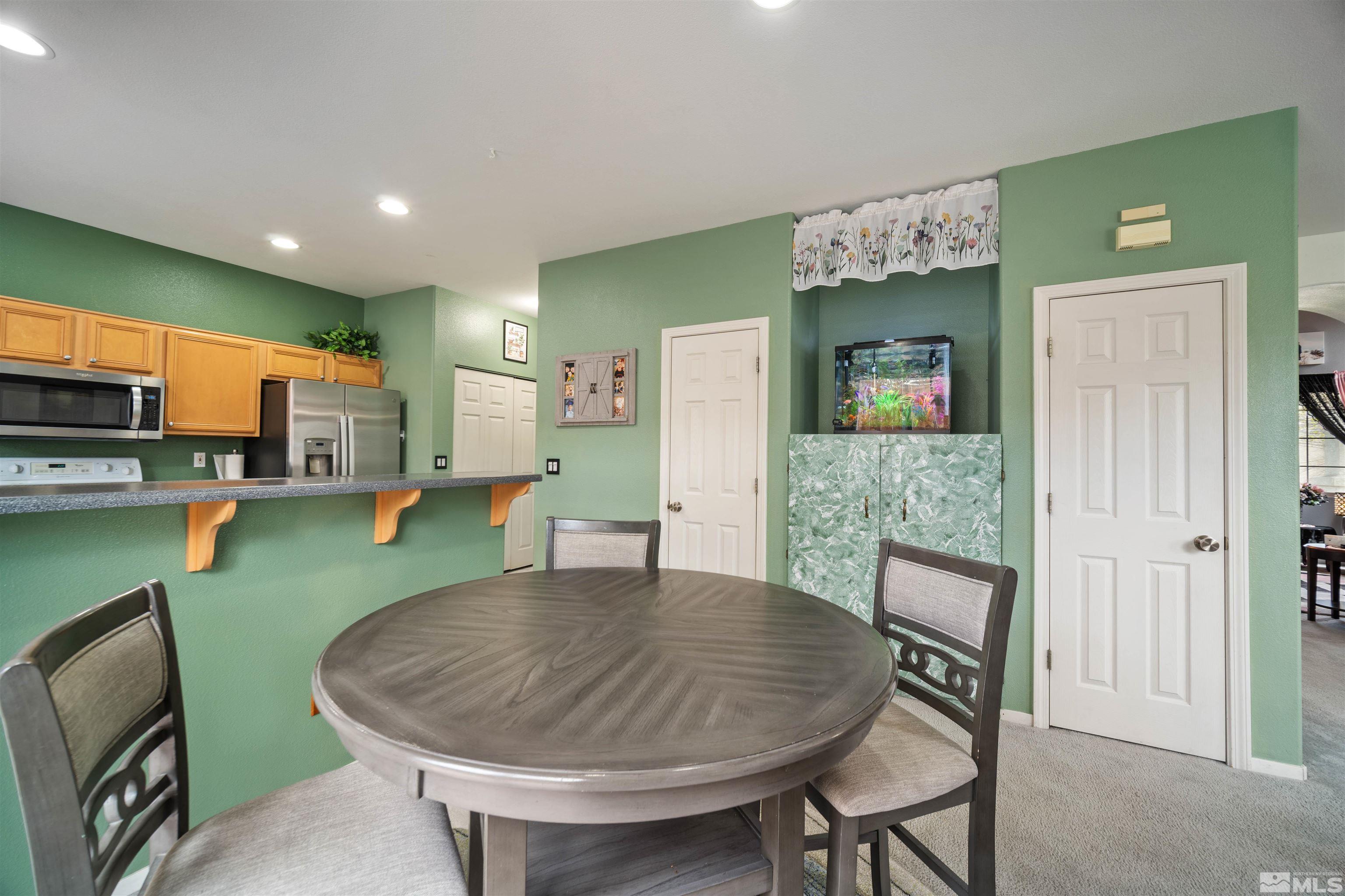 2112 Signa Court Property Photo 9