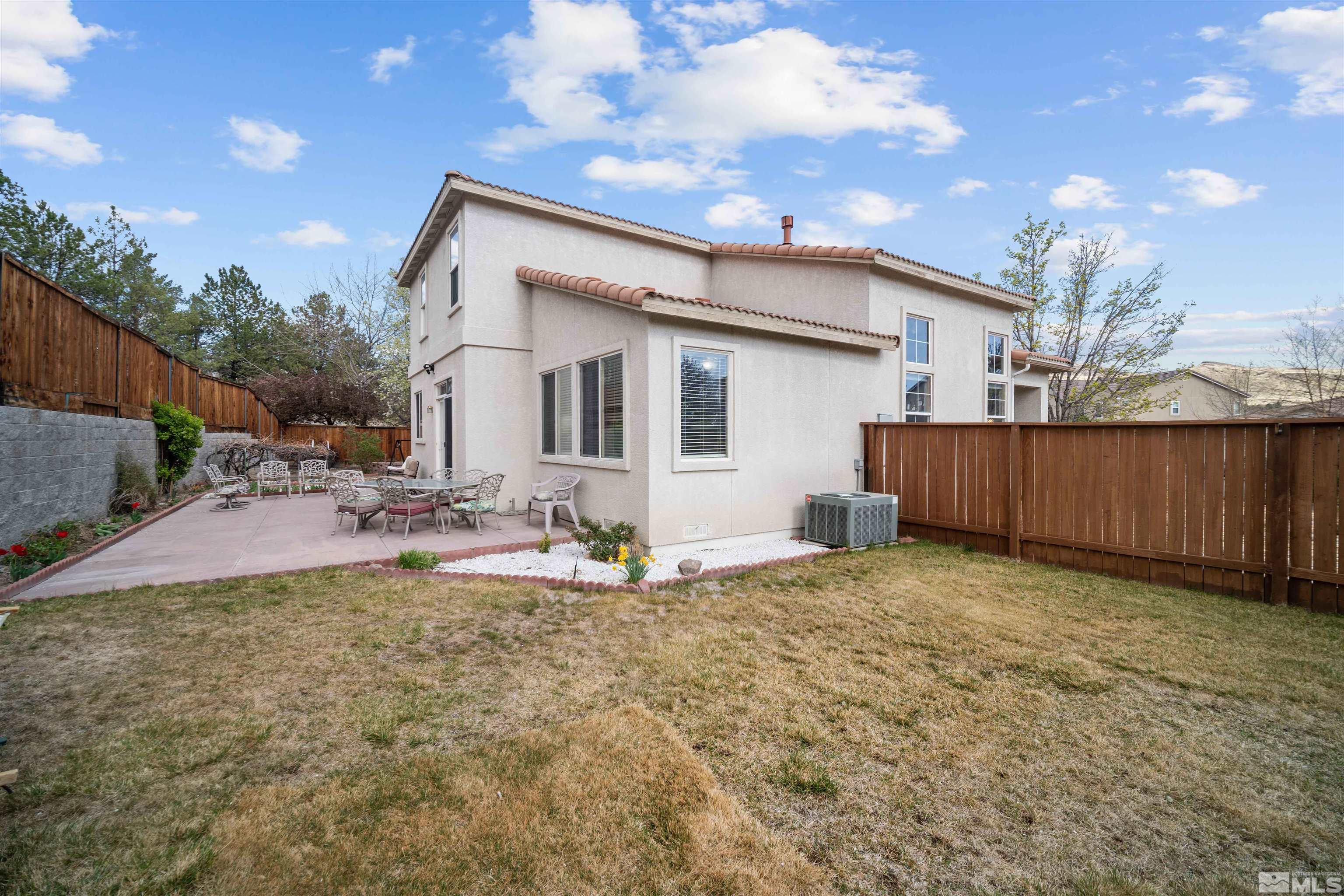 2112 Signa Court Property Photo 27