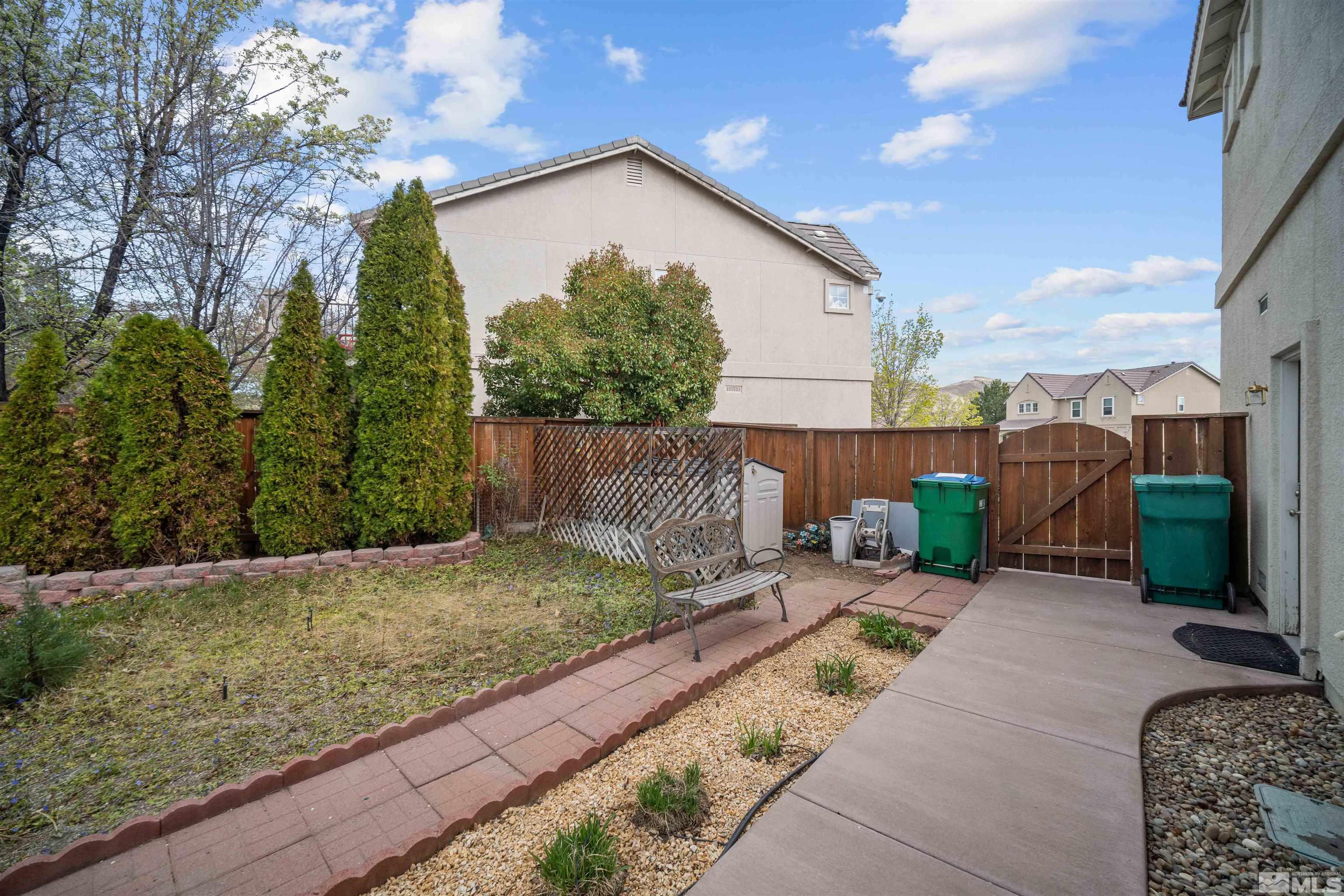 2112 Signa Court Property Photo 33