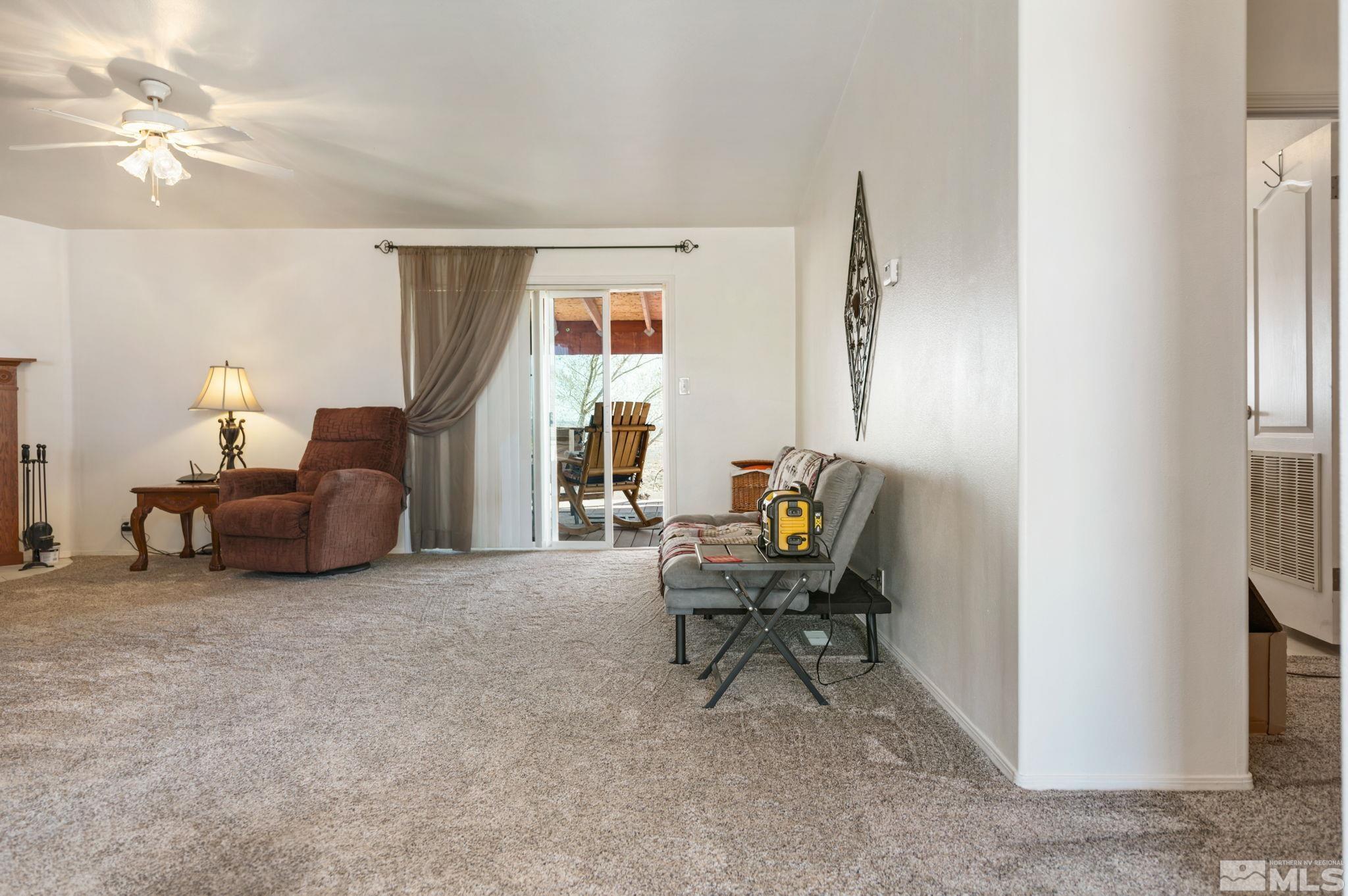 4470 W Fir Ave Property Photo 8