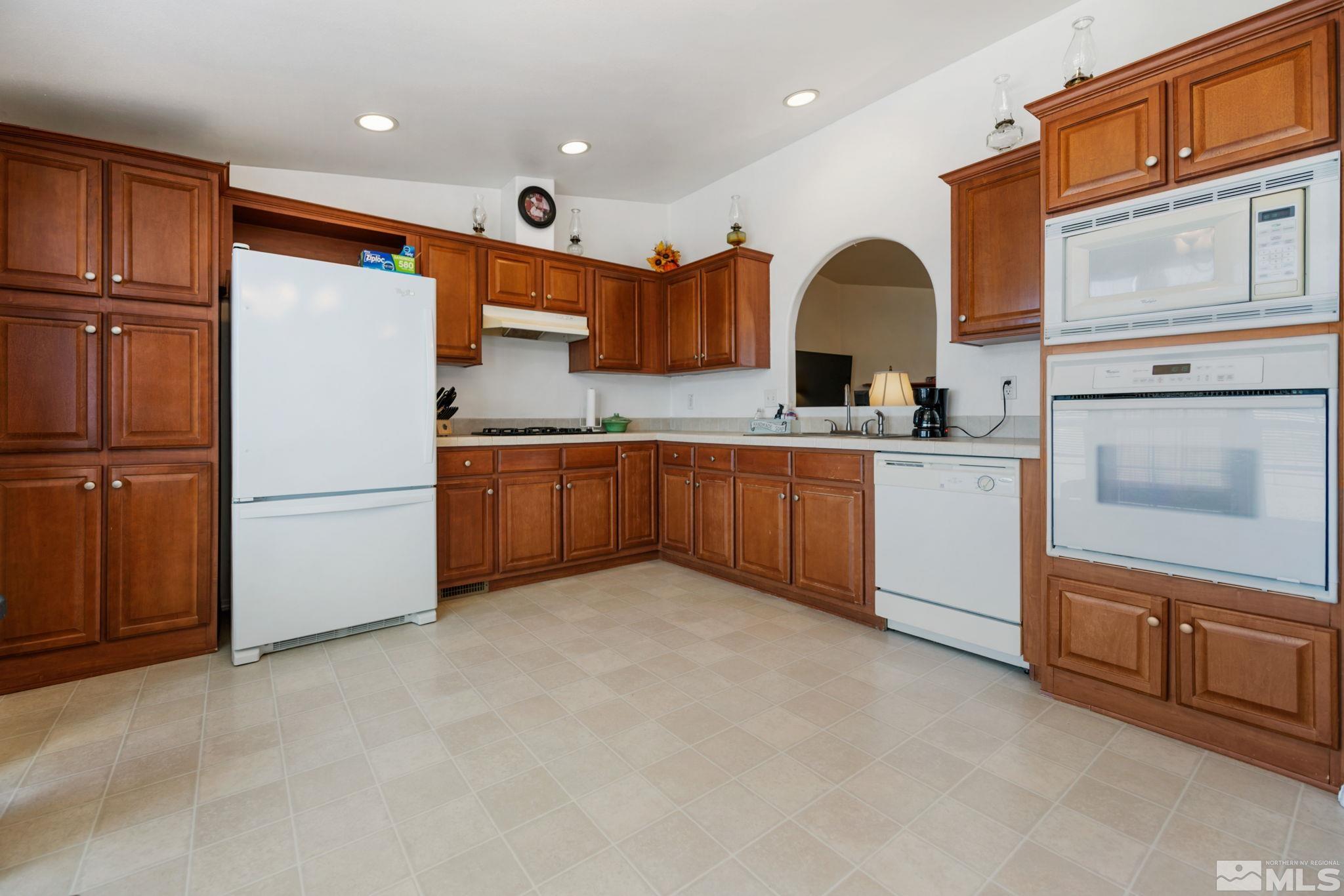 4470 W Fir Ave Property Photo 12