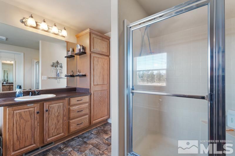 1536 Pearl Rd Property Photo 15